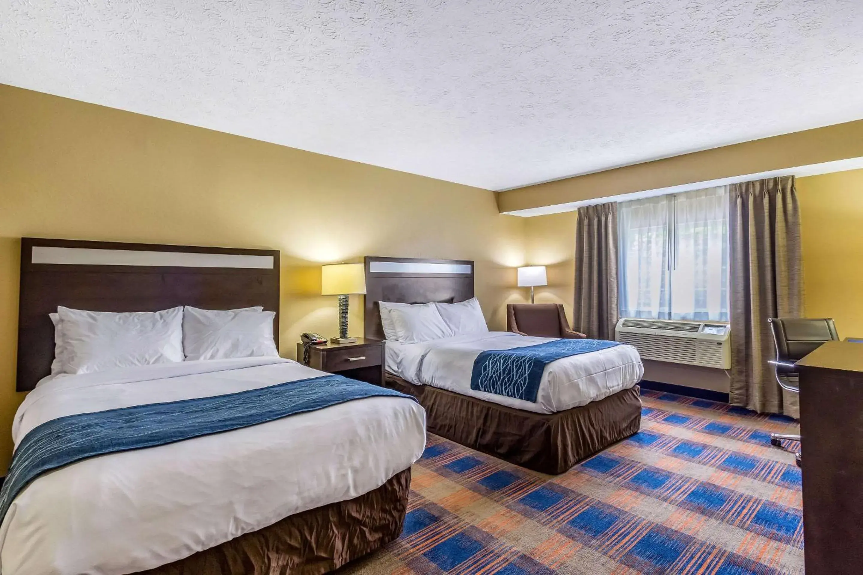 Double Room with Two Double Beds - Non-Smoking in Comfort Inn Independence Double Room with Two Double Beds - Non-Smoking in Comfort Inn Independence