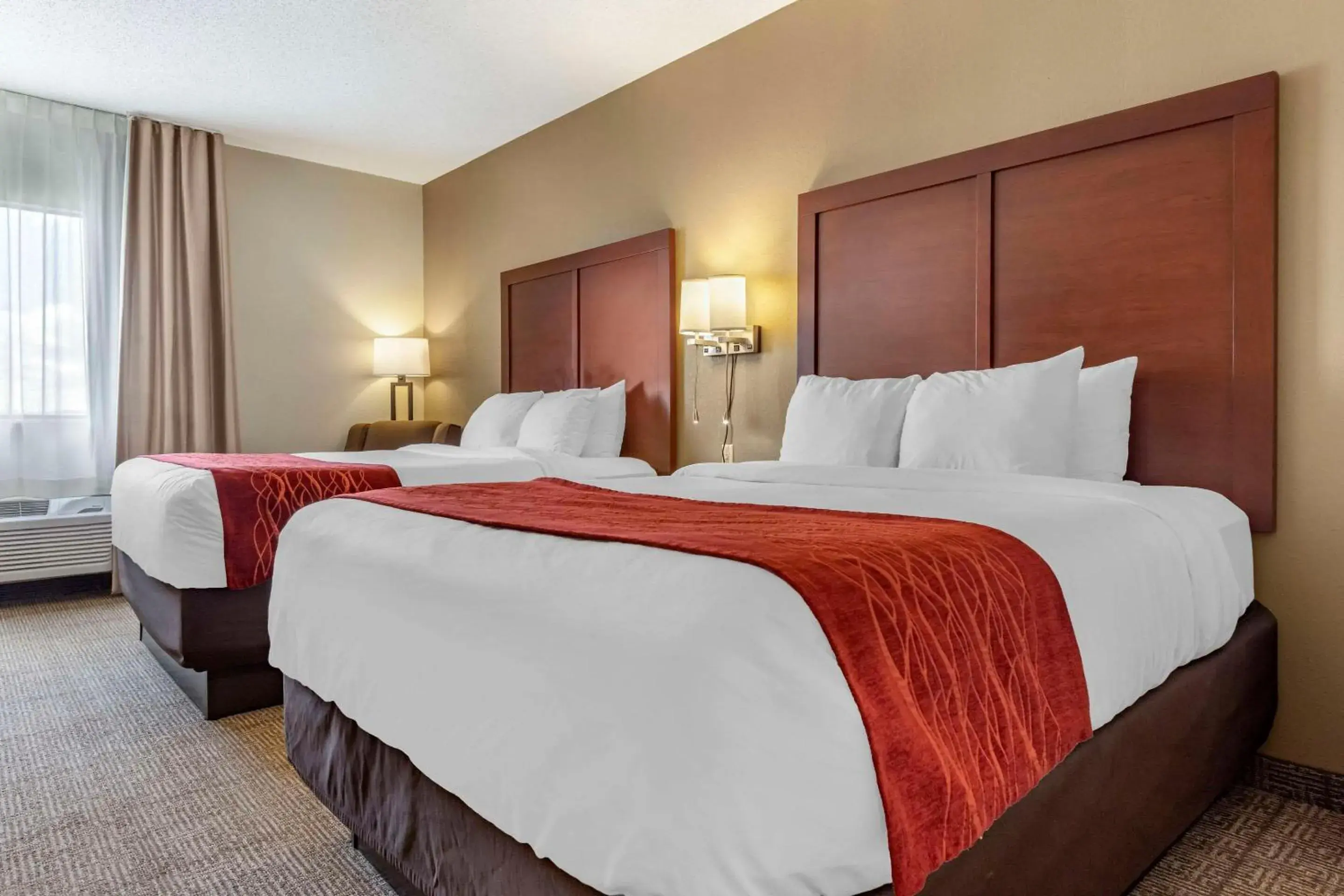 Queen Room with Two Queen Beds - Non-Smoking in Comfort Inn & Suites Streetsboro - Kent Queen Room with Two Queen Beds - Non-Smoking in Comfort Inn & Suites Streetsboro - Kent