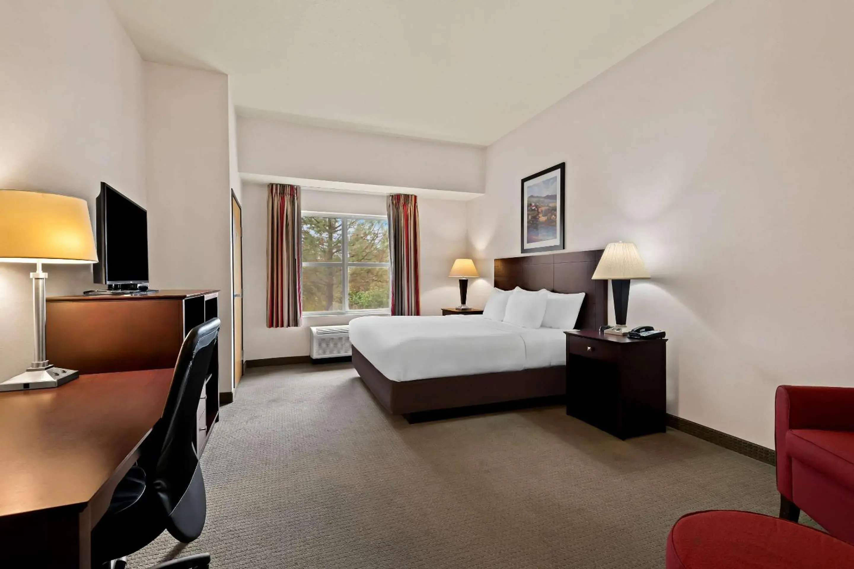 King Room/Disability Access - Non-Smoking in Comfort Inn & Suites Creswell King Room/Disability Access - Non-Smoking in Comfort Inn & Suites Creswell