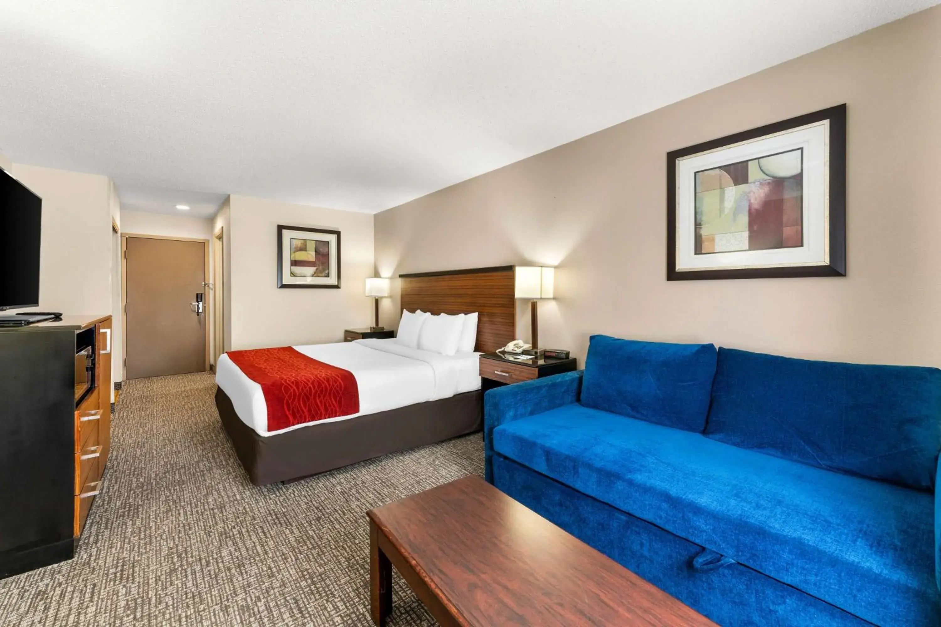 King Room with Sofabed - Non-Smoking in SureStay Plus by Best Western Reading North King Room with Sofabed - Non-Smoking in SureStay Plus by Best Western Reading North