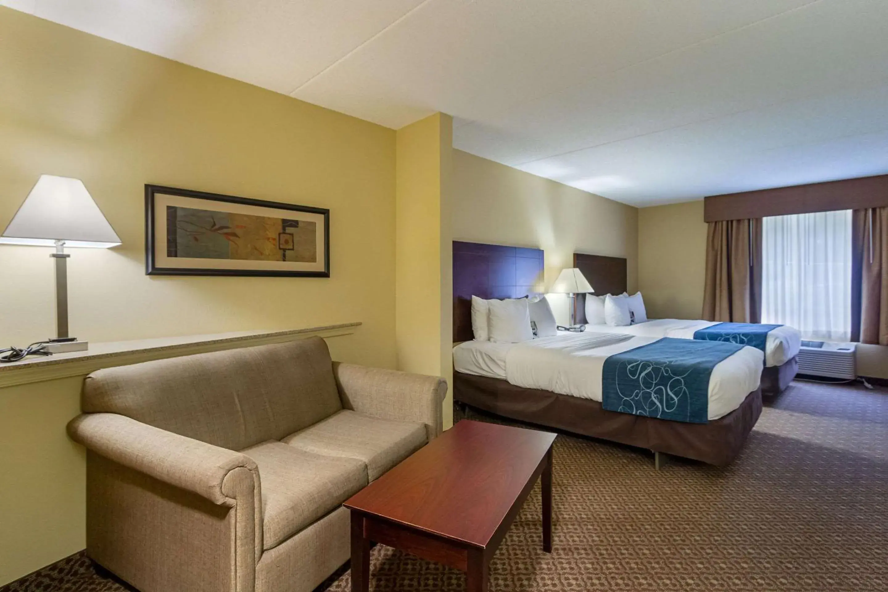 Queen Suite with Two Queen Beds - Disability Access/Non-Smoking in Comfort Suites Near Gettysburg Battlefield Visitor Center Queen Suite with Two Queen Beds - Disability Access/Non-Smoking in Comfort Suites Near Gettysburg Battlefield Visitor Center