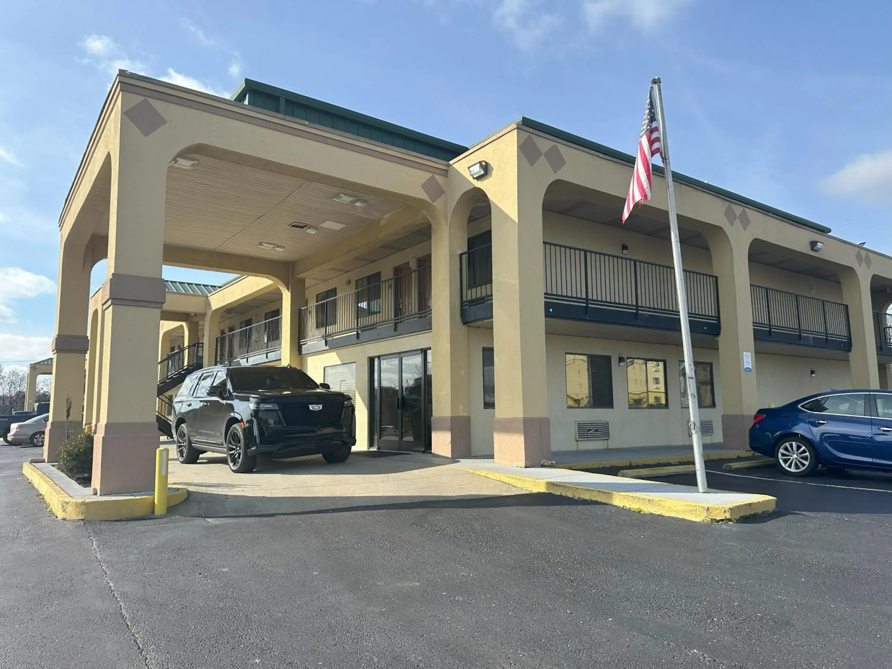 Econo Lodge Inn & Suites Southeast Econo Lodge Inn & Suites Southeast