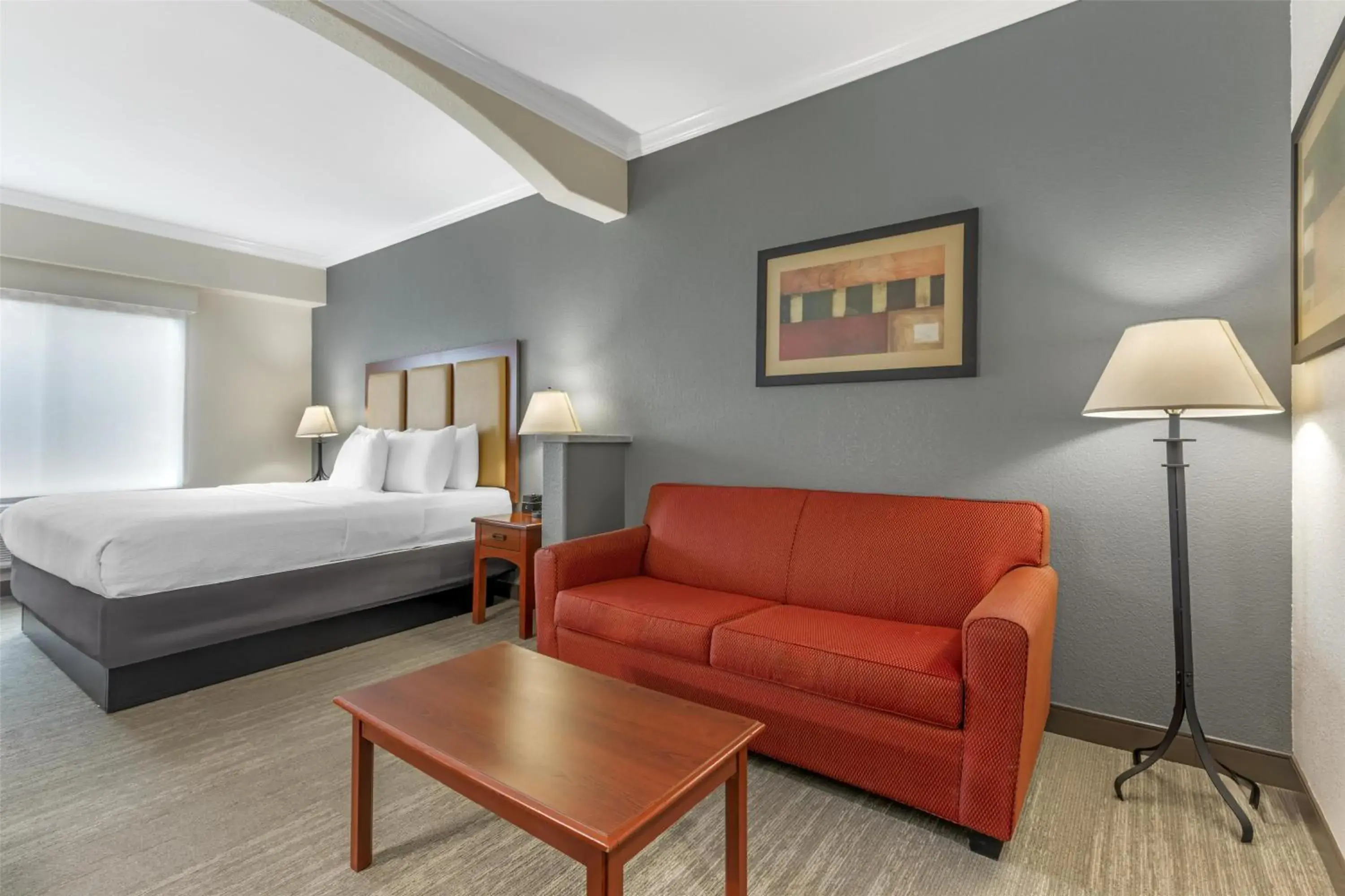 King Suite with Sofa Bed - Non-Smoking in Best Western Plus Waxahachie Inn & Suites King Suite with Sofa Bed - Non-Smoking in Best Western Plus Waxahachie Inn & Suites