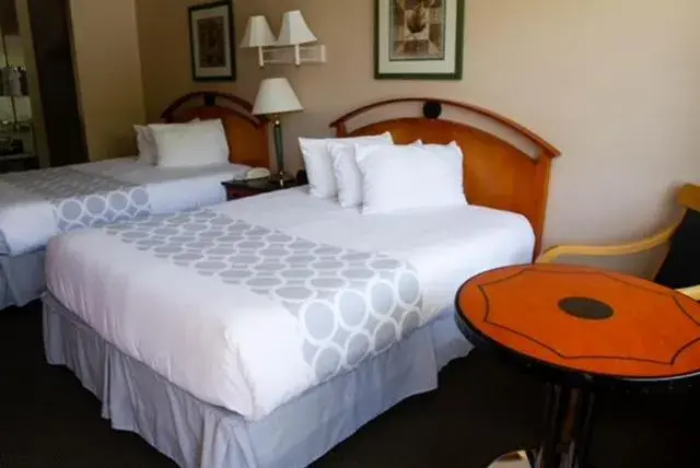 Queen Room with Two Queen Beds - Non-Smoking in Cathedral Valley Inn Queen Room with Two Queen Beds - Non-Smoking in Cathedral Valley Inn