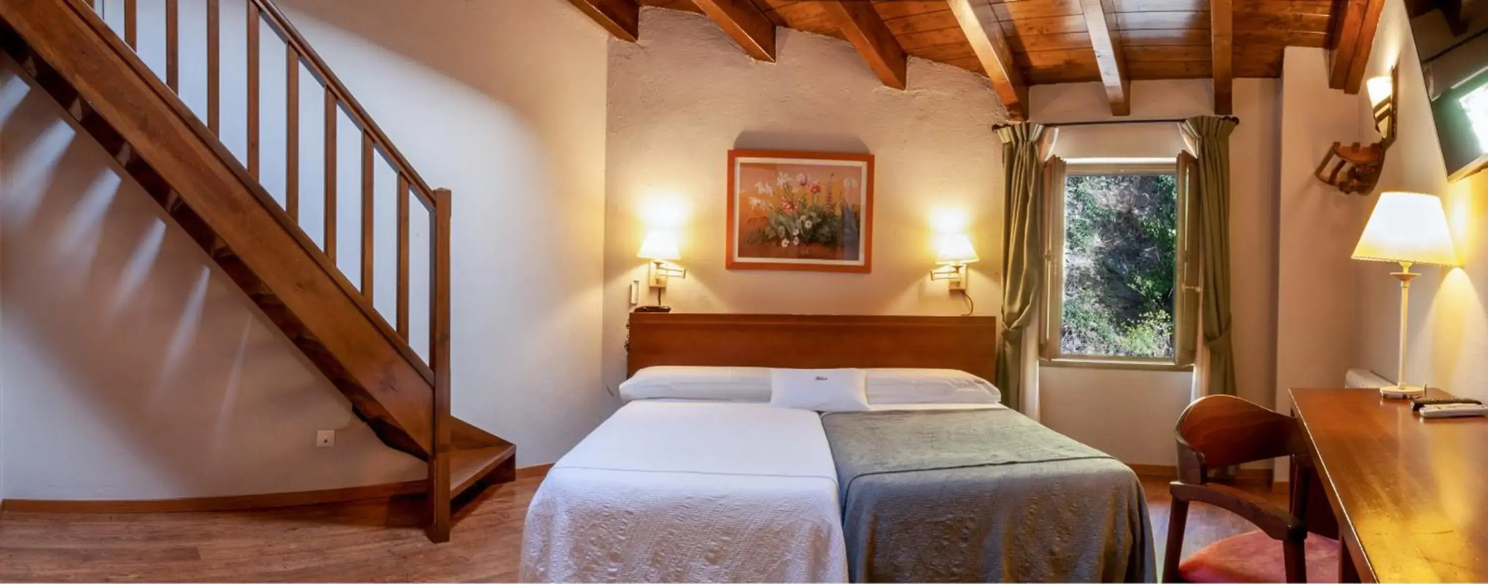 Duplex Room in Hotel Fonda Merce Duplex Room in Hotel Fonda Merce