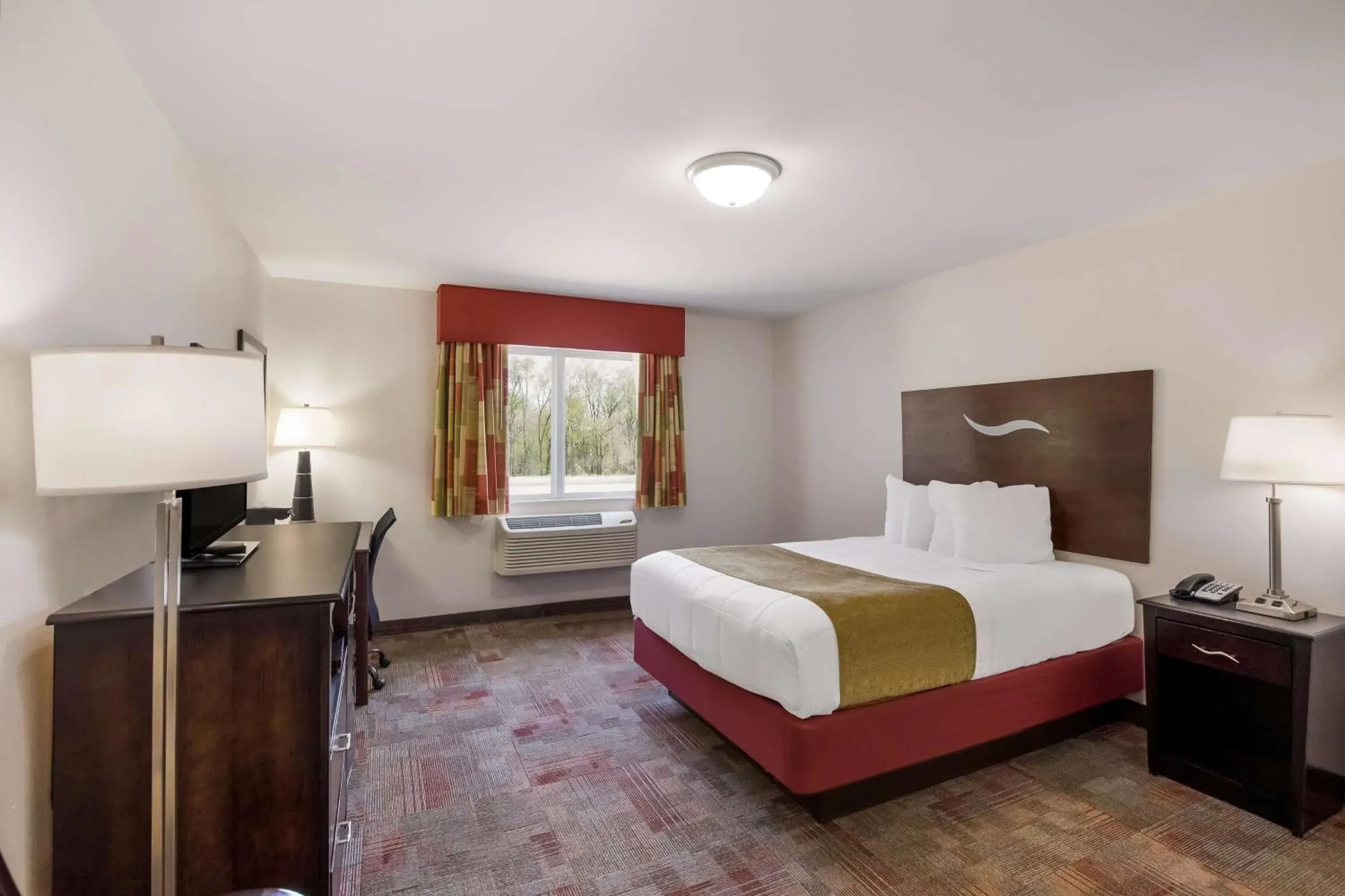 Queen Room - Mobility Accessible/Non-Smoking in SureStay Hotel by Best Western Whittington Rend Lake Queen Room - Mobility Accessible/Non-Smoking in SureStay Hotel by Best Western Whittington Rend Lake