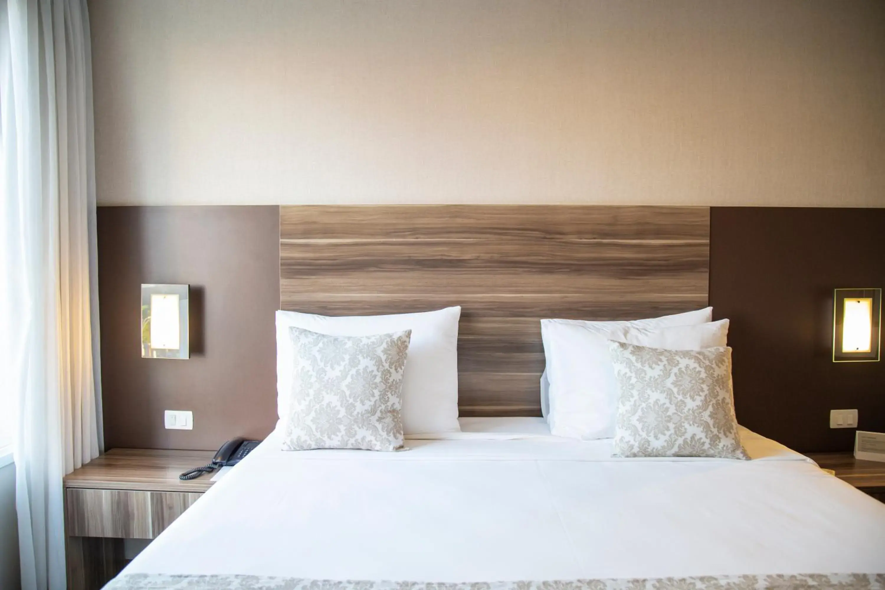 Deluxe Queen Room - single occupancy in Hotel Florença Deluxe Queen Room - single occupancy in Hotel Florença