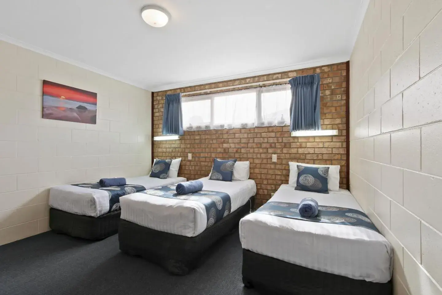 Family Suite in Cunningham Shore Motel Family Suite in Cunningham Shore Motel