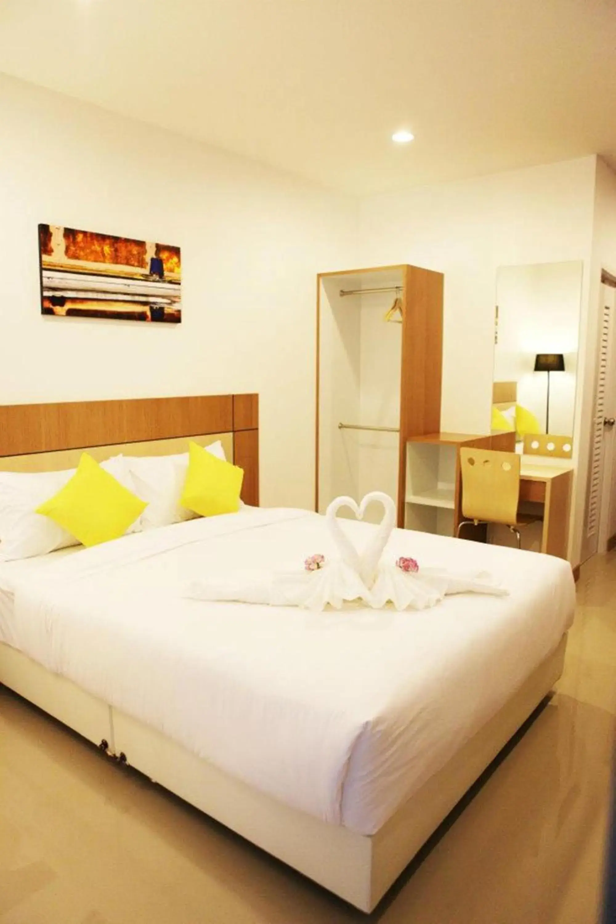 Standard Queen Room in La Belle Standard Queen Room in La Belle