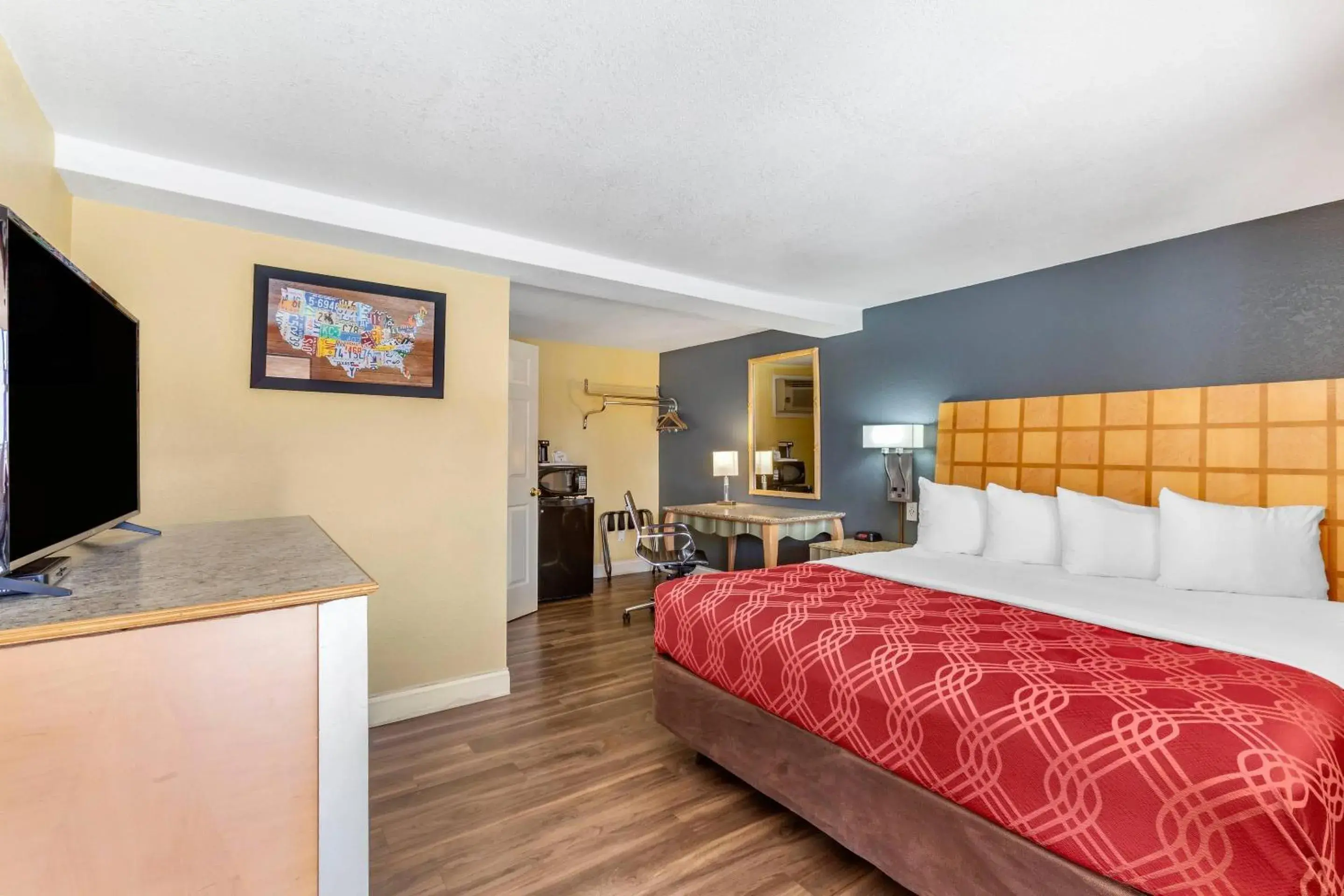 King Room - Non-Smoking in Econo Lodge Clovis King Room - Non-Smoking in Econo Lodge Clovis