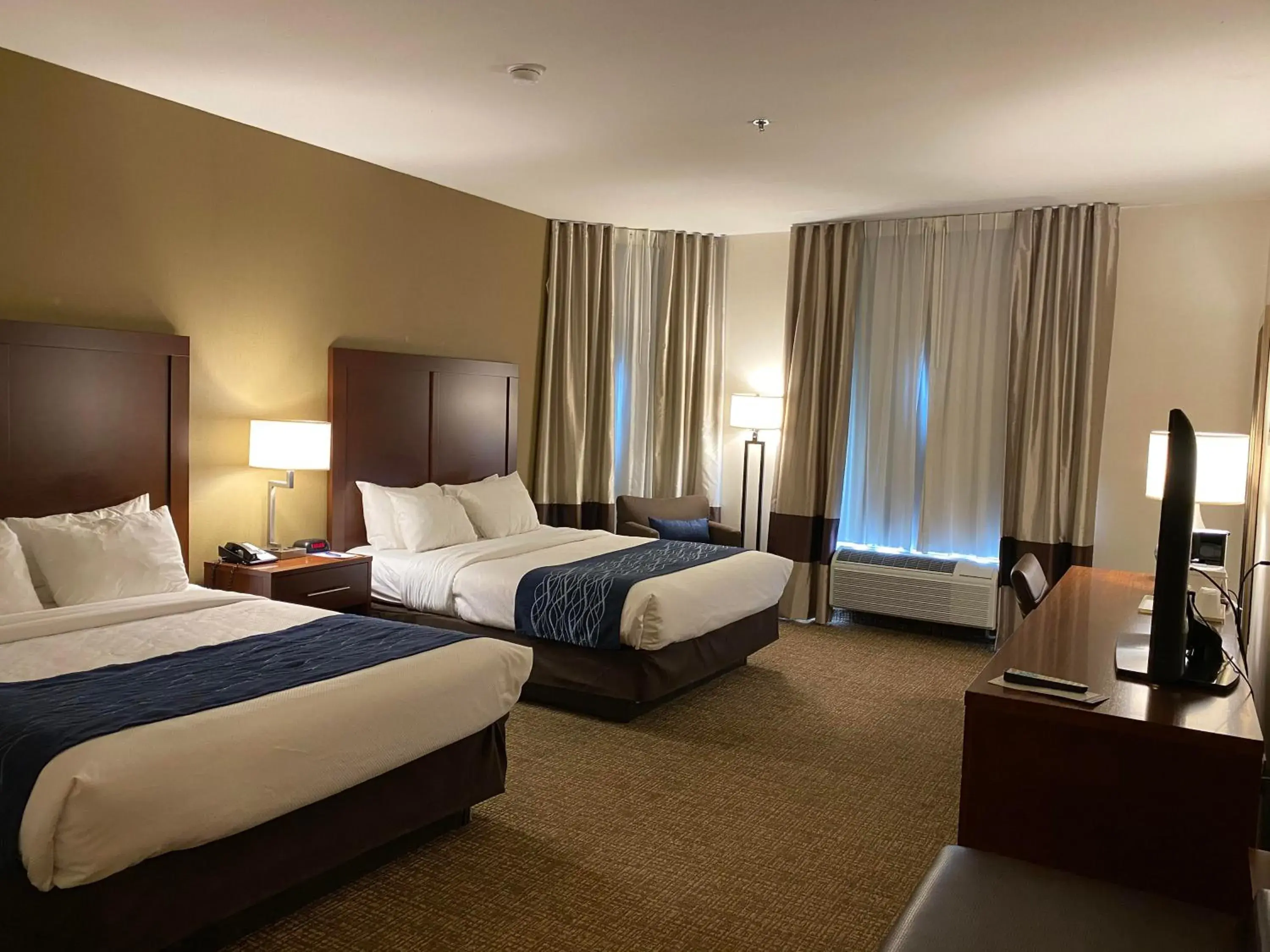 Queen Suite with Two Queen Beds - Non-Smoking in Comfort Inn Marina on the Monterey Bay Queen Suite with Two Queen Beds - Non-Smoking in Comfort Inn Marina on the Monterey Bay