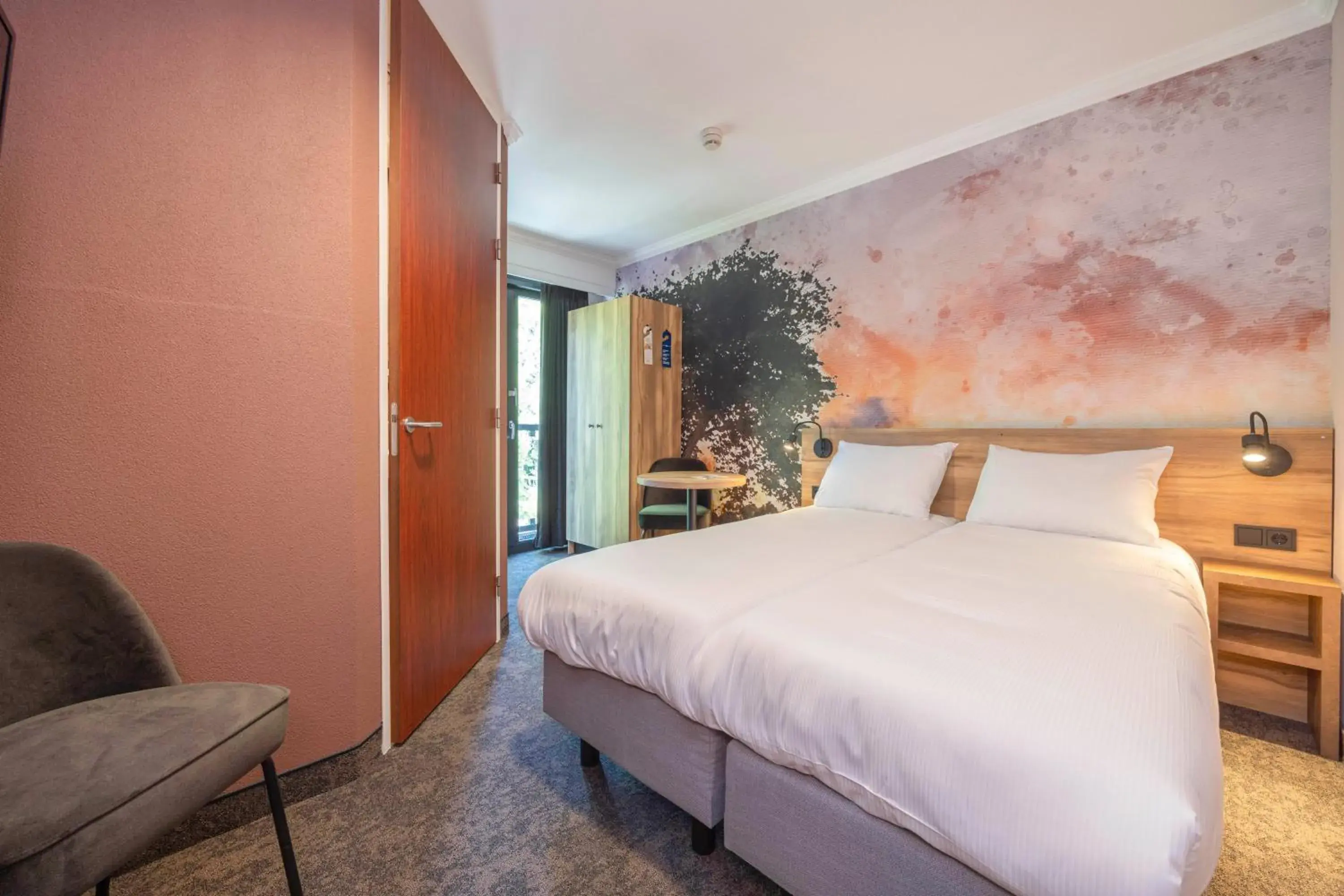 Small Double Room in Fletcher Hotel-Restaurant De Kempen Small Double Room in Fletcher Hotel-Restaurant De Kempen
