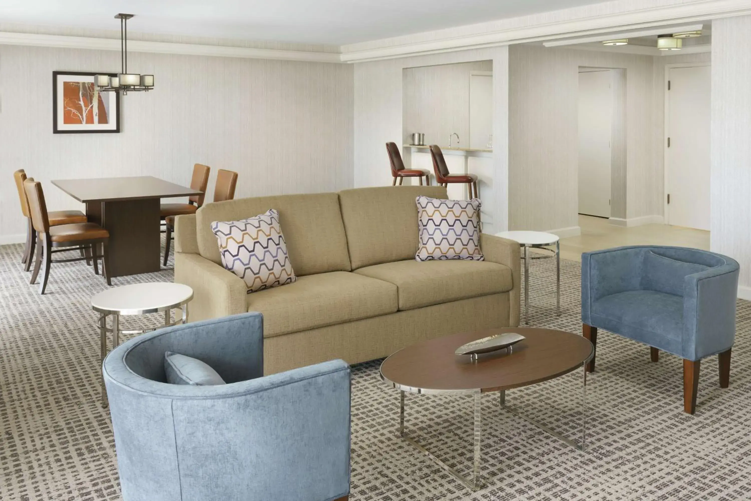 Presidential King Suite in DoubleTree by Hilton Colorado Springs Presidential King Suite in DoubleTree by Hilton Colorado Springs