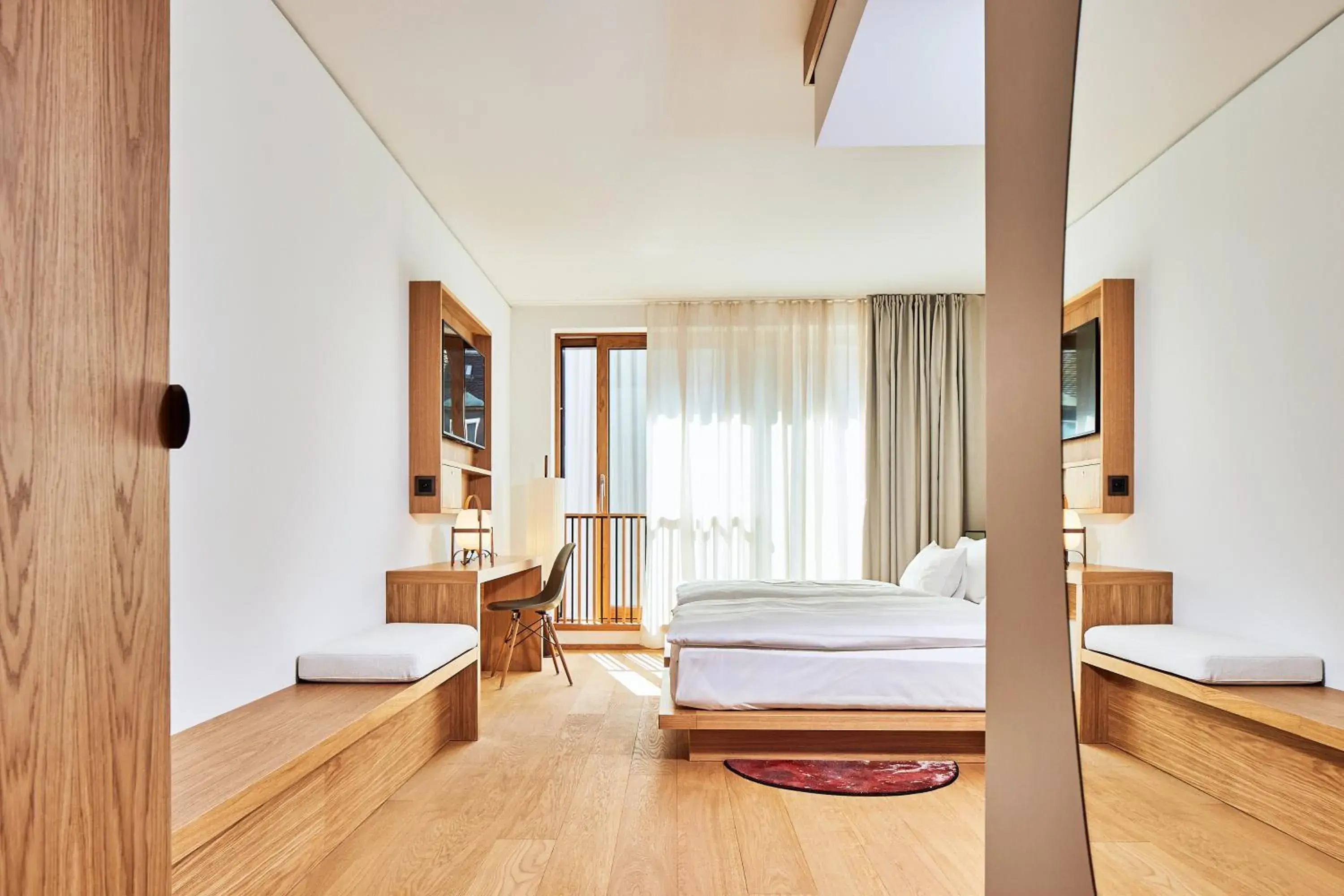 "Medium" Double Room in ART HOUSE Basel - Member of Design Hotels "Medium" Double Room in ART HOUSE Basel - Member of Design Hotels