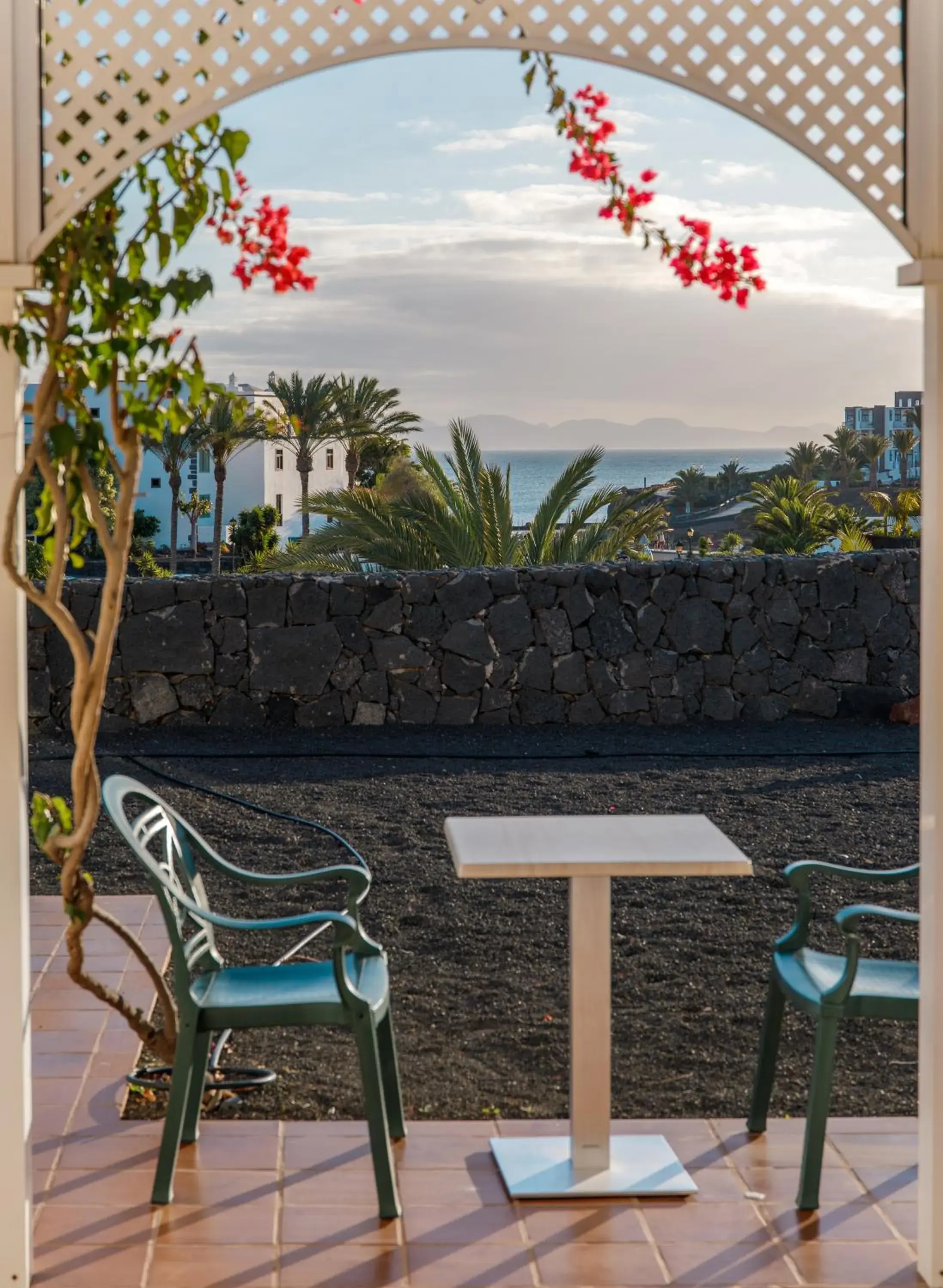 Two-Bedroom Apartment with Sea View (1 Adult + 1 Child) in Apartamentos LIVVO Coloradamar Two-Bedroom Apartment with Sea View (1 Adult + 1 Child) in Apartamentos LIVVO Coloradamar