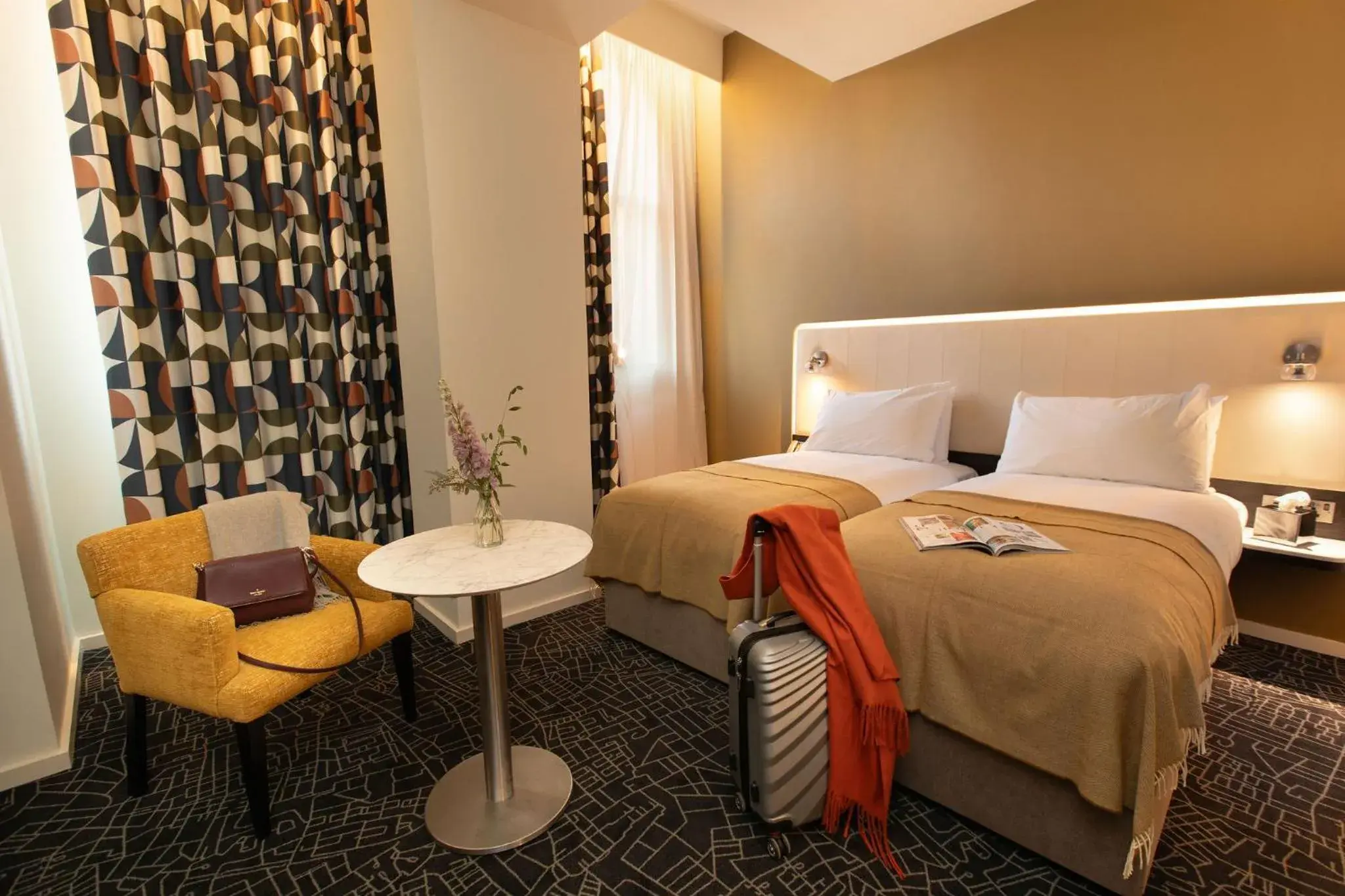 Classic Twin Room in The Address Glasgow Classic Twin Room in The Address Glasgow