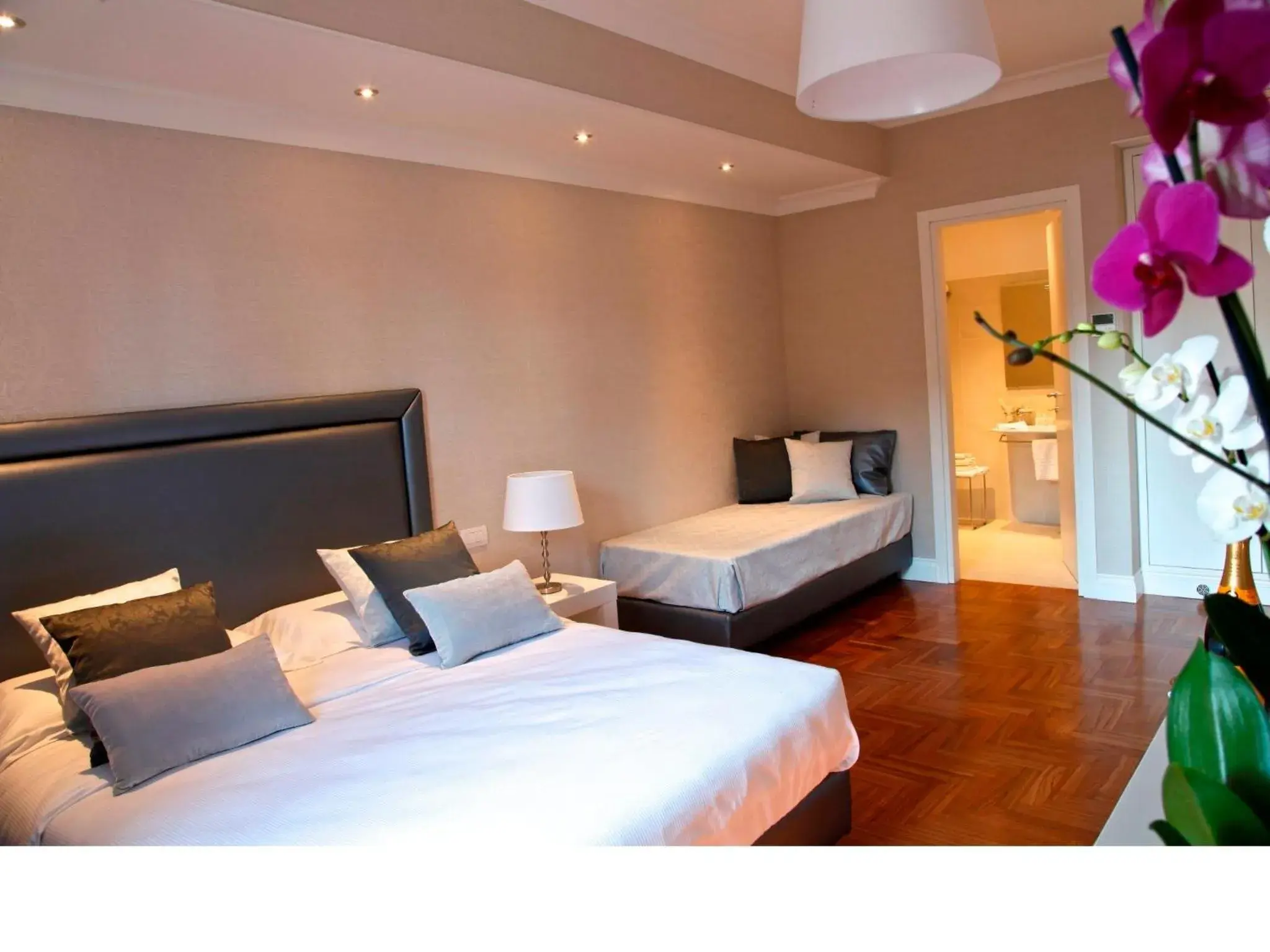 Triple Room in La Villetta Suite Triple Room in La Villetta Suite