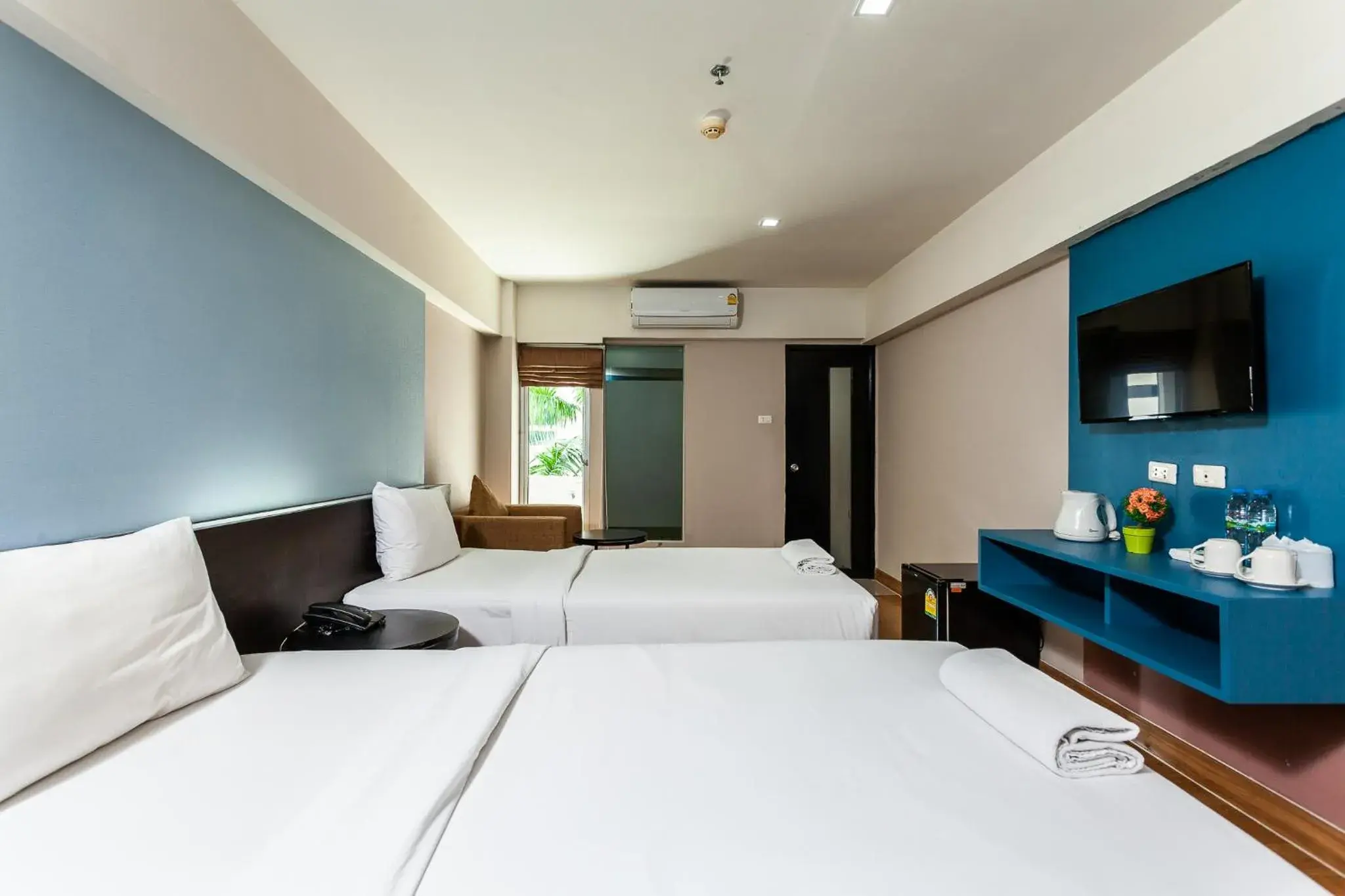 Superior Double or Twin Room in Solace at Srinakarin Hotel Superior Double or Twin Room in Solace at Srinakarin Hotel