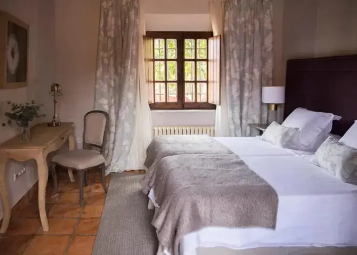 Superior Double Room in Hotel Rural Las Tejuelas Superior Double Room in Hotel Rural Las Tejuelas