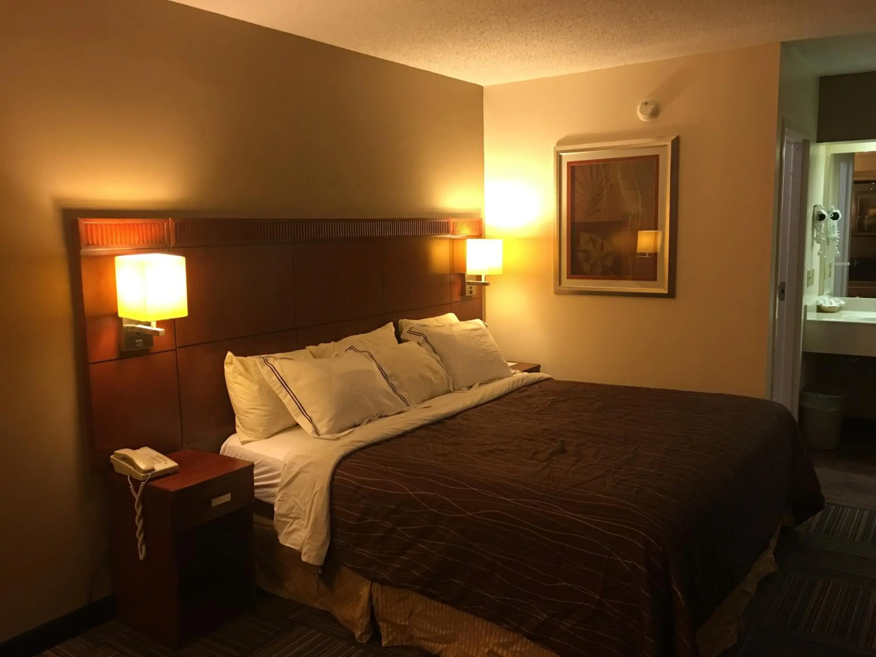 King Room in Nations Inn - West Jefferson King Room in Nations Inn - West Jefferson