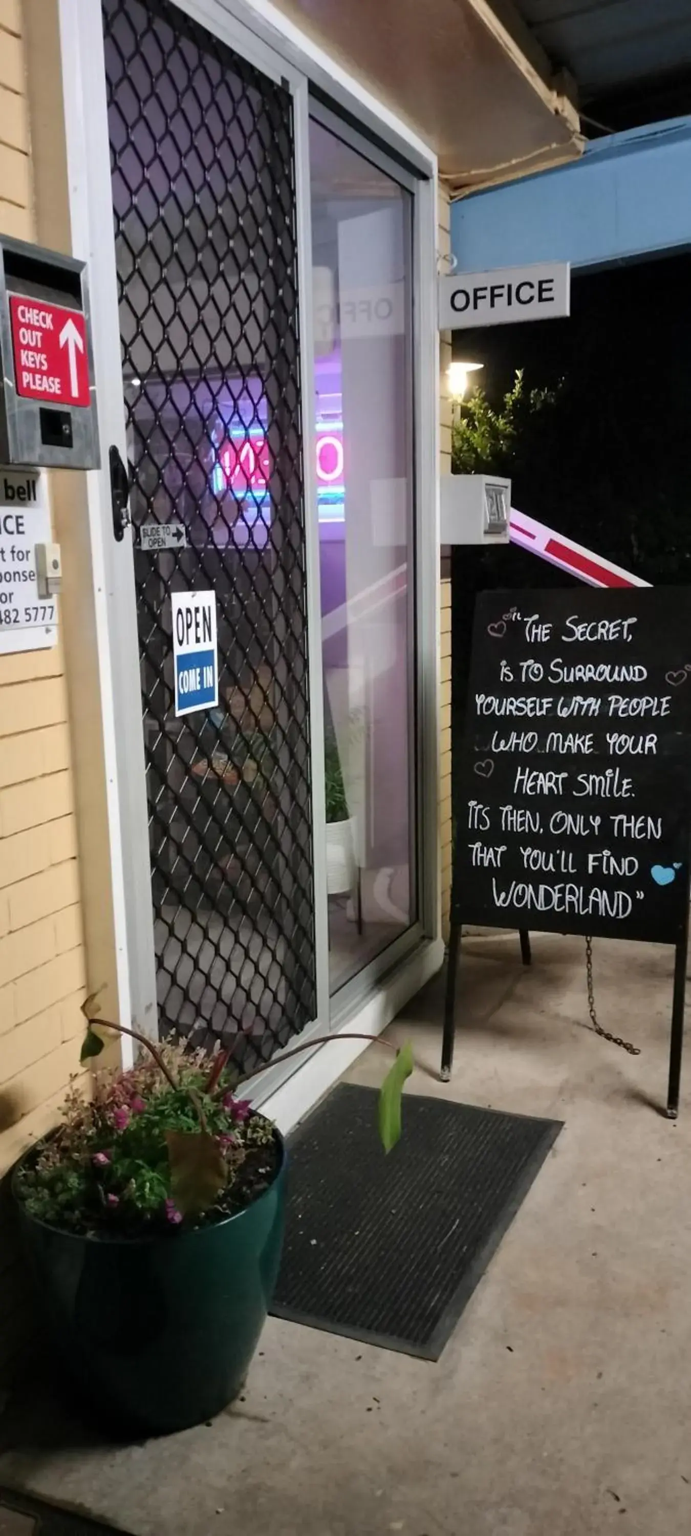 Standard Double Room in Nationwide Motel Standard Double Room in Nationwide Motel