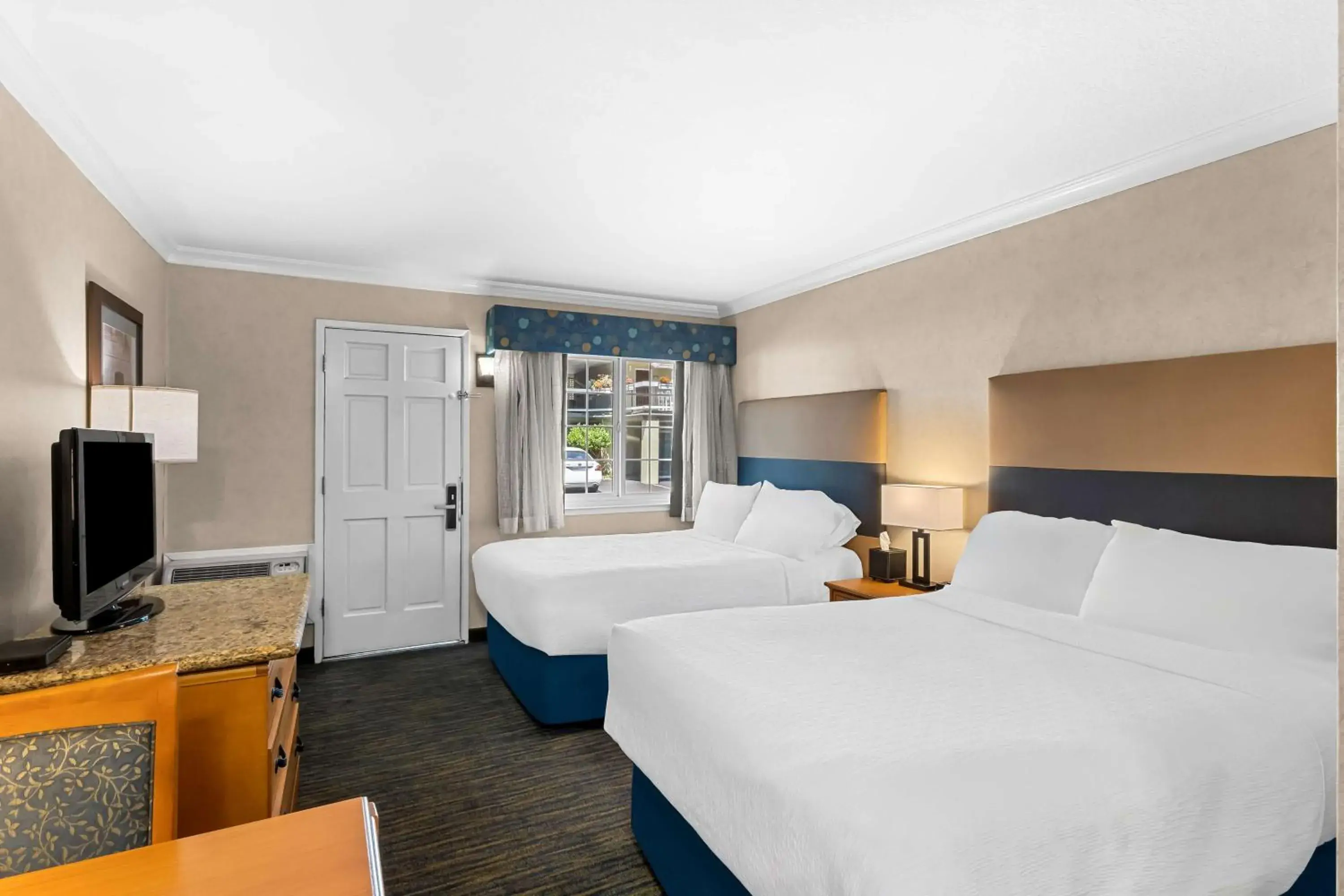 Double Room with Two Double Beds - Non-Smoking in Best Western University Lodge Double Room with Two Double Beds - Non-Smoking in Best Western University Lodge