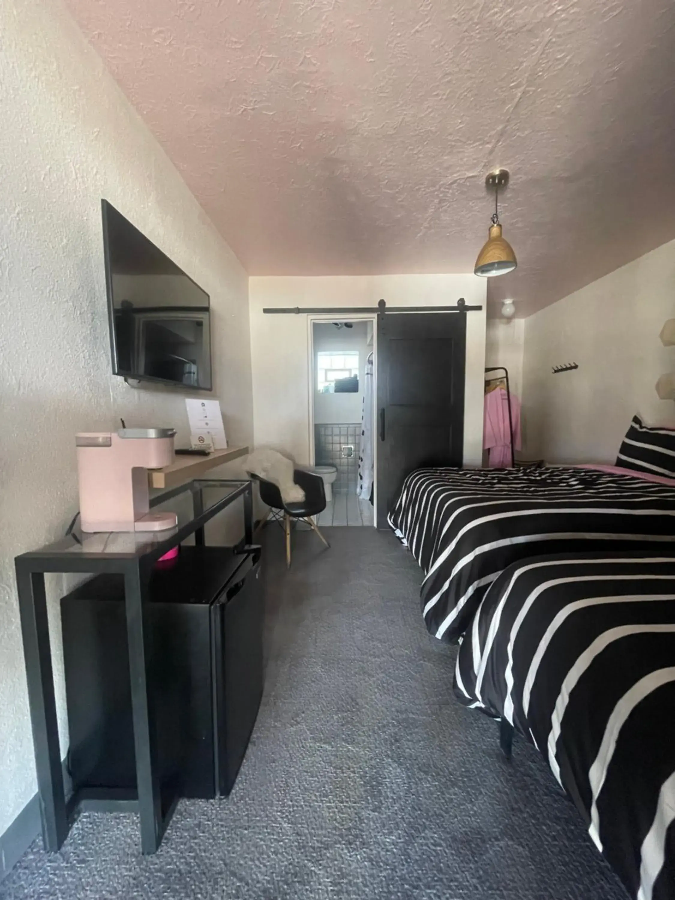 Deluxe Double Room in Rainbow Motel Deluxe Double Room in Rainbow Motel