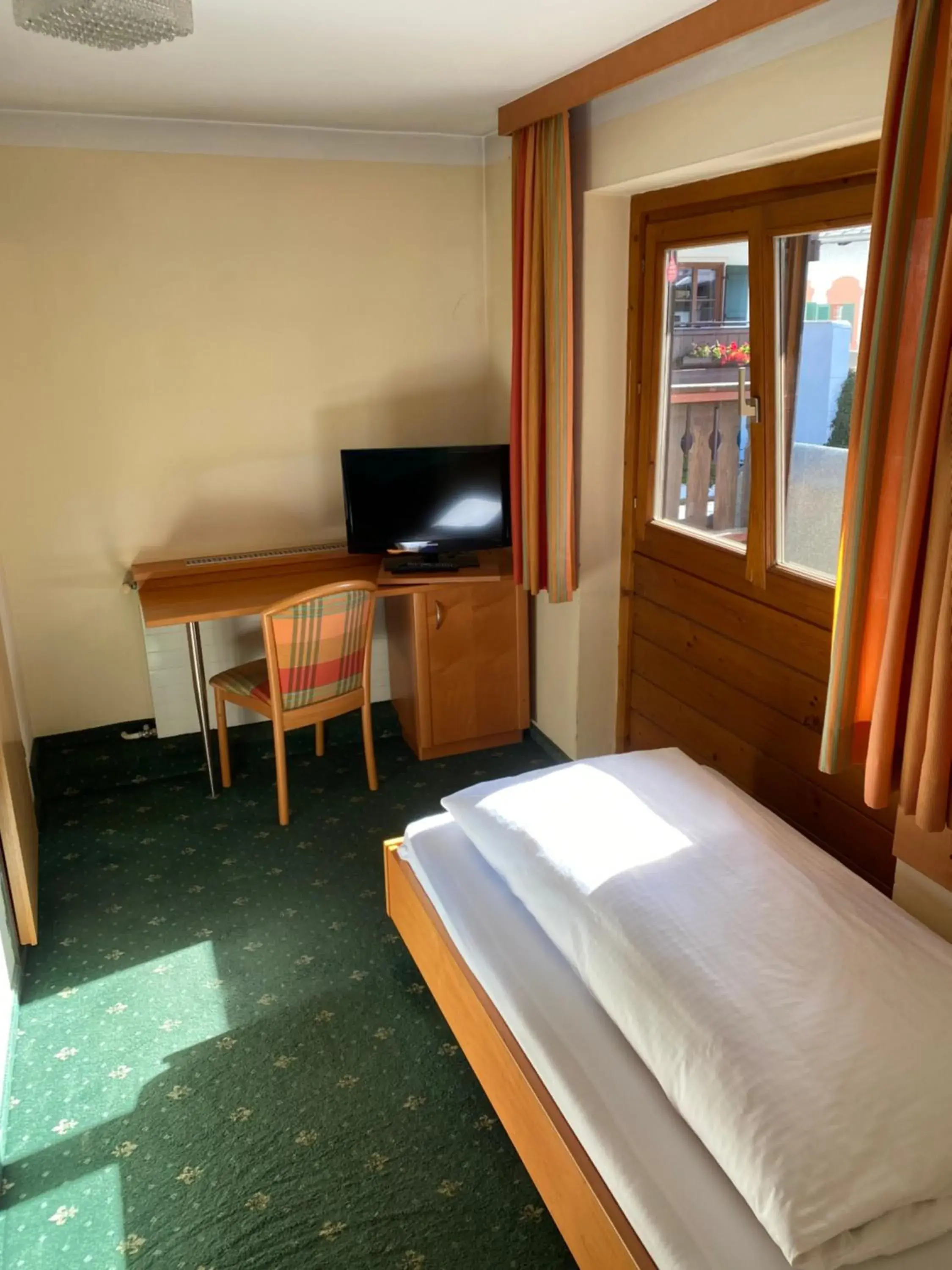 Single Room in Hotel LukasMayr Single Room in Hotel LukasMayr