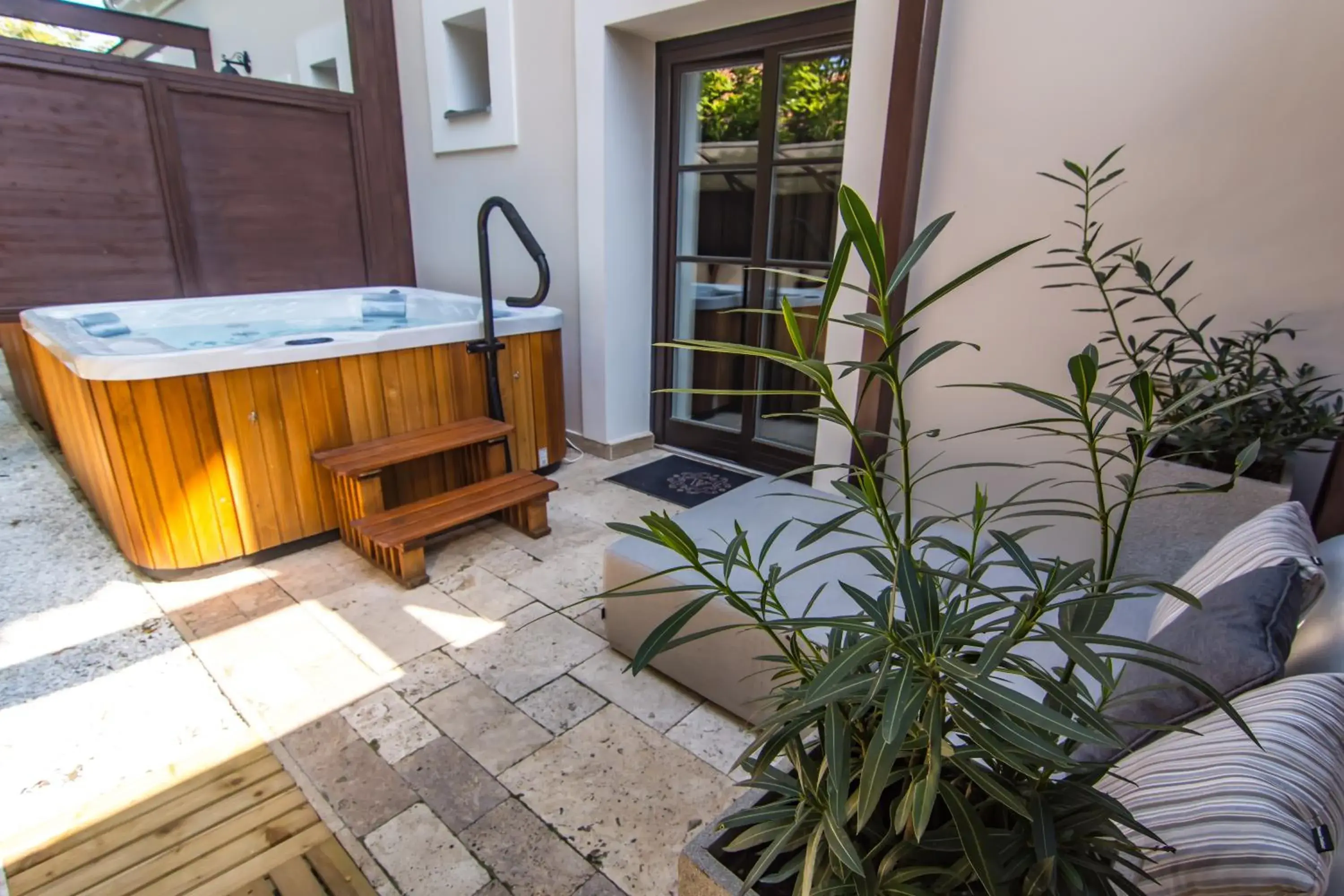 Deluxe Double Room with Jacuzzi in Boutique Hotel Annuska Deluxe Double Room with Jacuzzi in Boutique Hotel Annuska