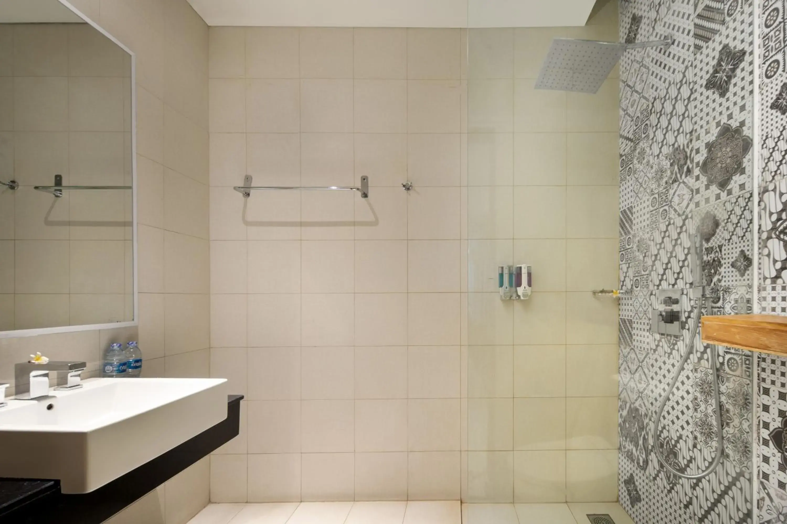 Deluxe Double Room in 18 Suite Villa Loft at Kuta Deluxe Double Room in 18 Suite Villa Loft at Kuta