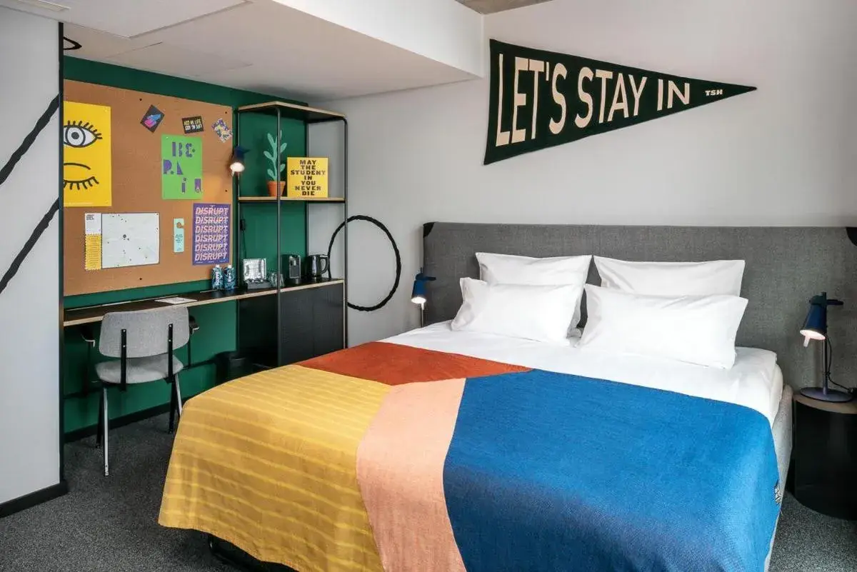 Family Studio in The Social Hub Berlin Alexanderplatz Family Studio in The Social Hub Berlin Alexanderplatz