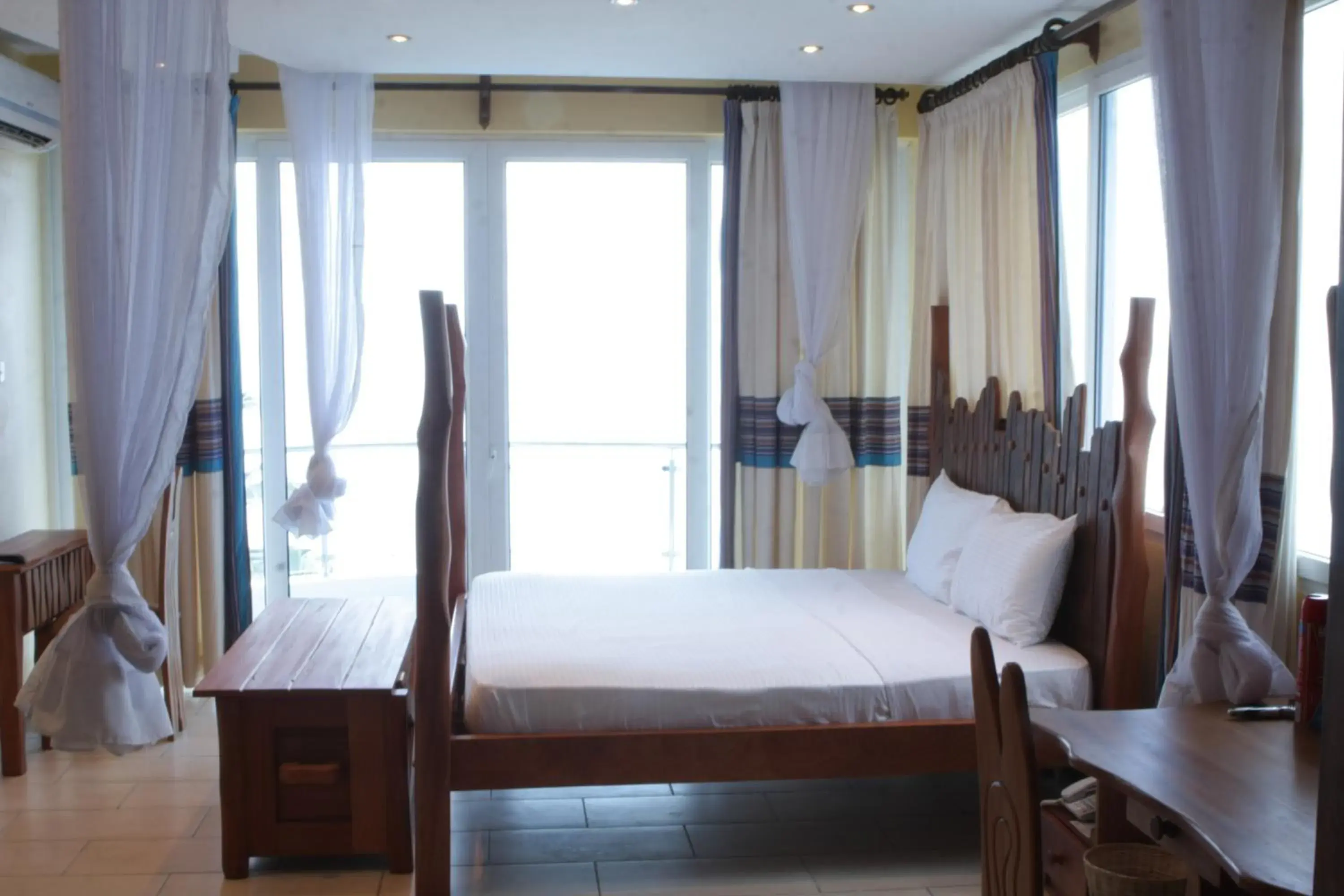 Two-Bedroom Apartment in Cowrie Shell Beach Apartments Official Two-Bedroom Apartment in Cowrie Shell Beach Apartments Official