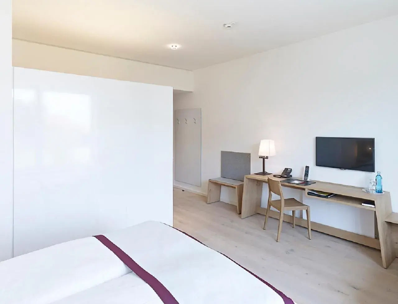 Comfort Double Room in Hotel Kloster Haydau Comfort Double Room in Hotel Kloster Haydau