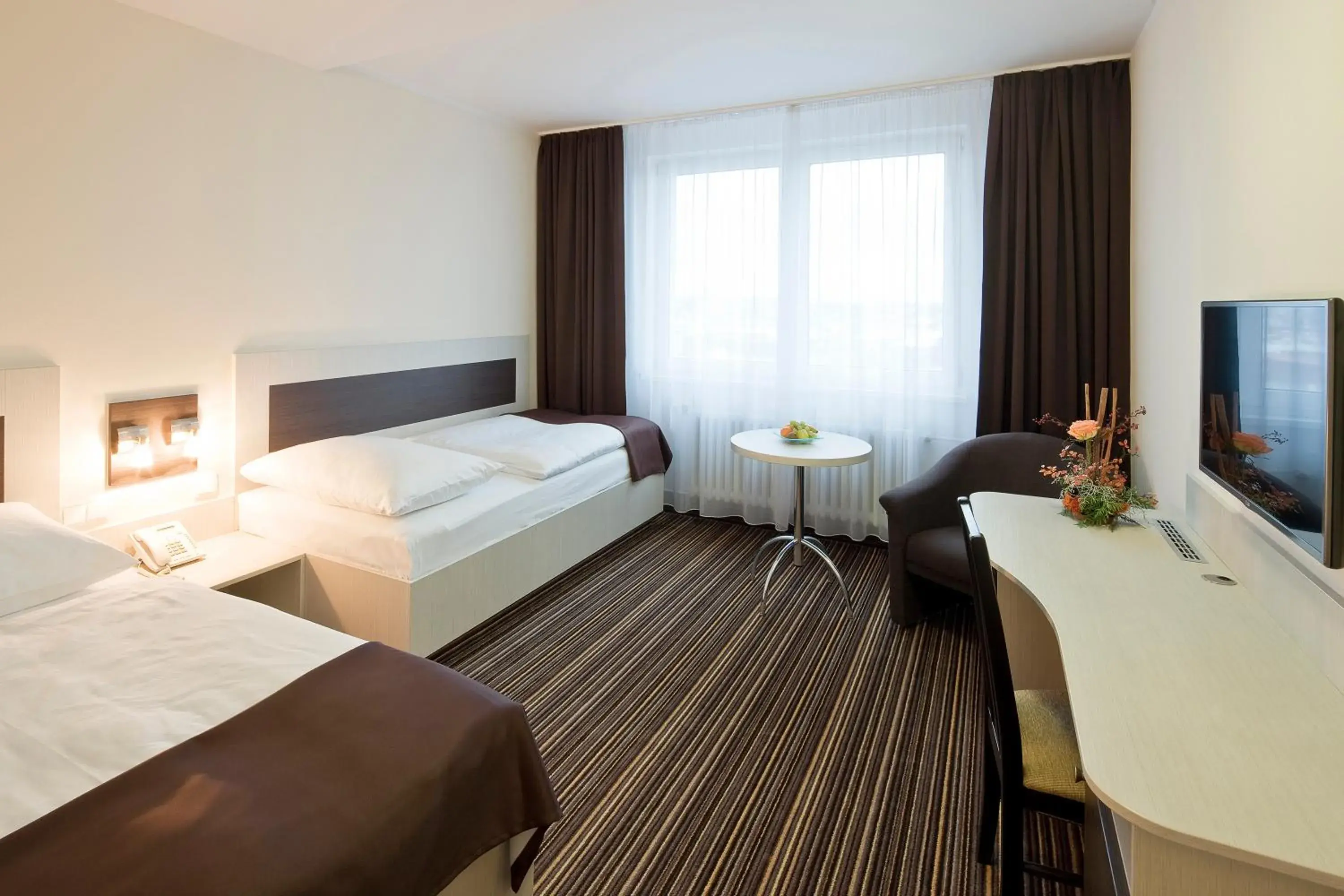 Comfort Twin Room in CENTRAL PARK FLORA Comfort Twin Room in CENTRAL PARK FLORA