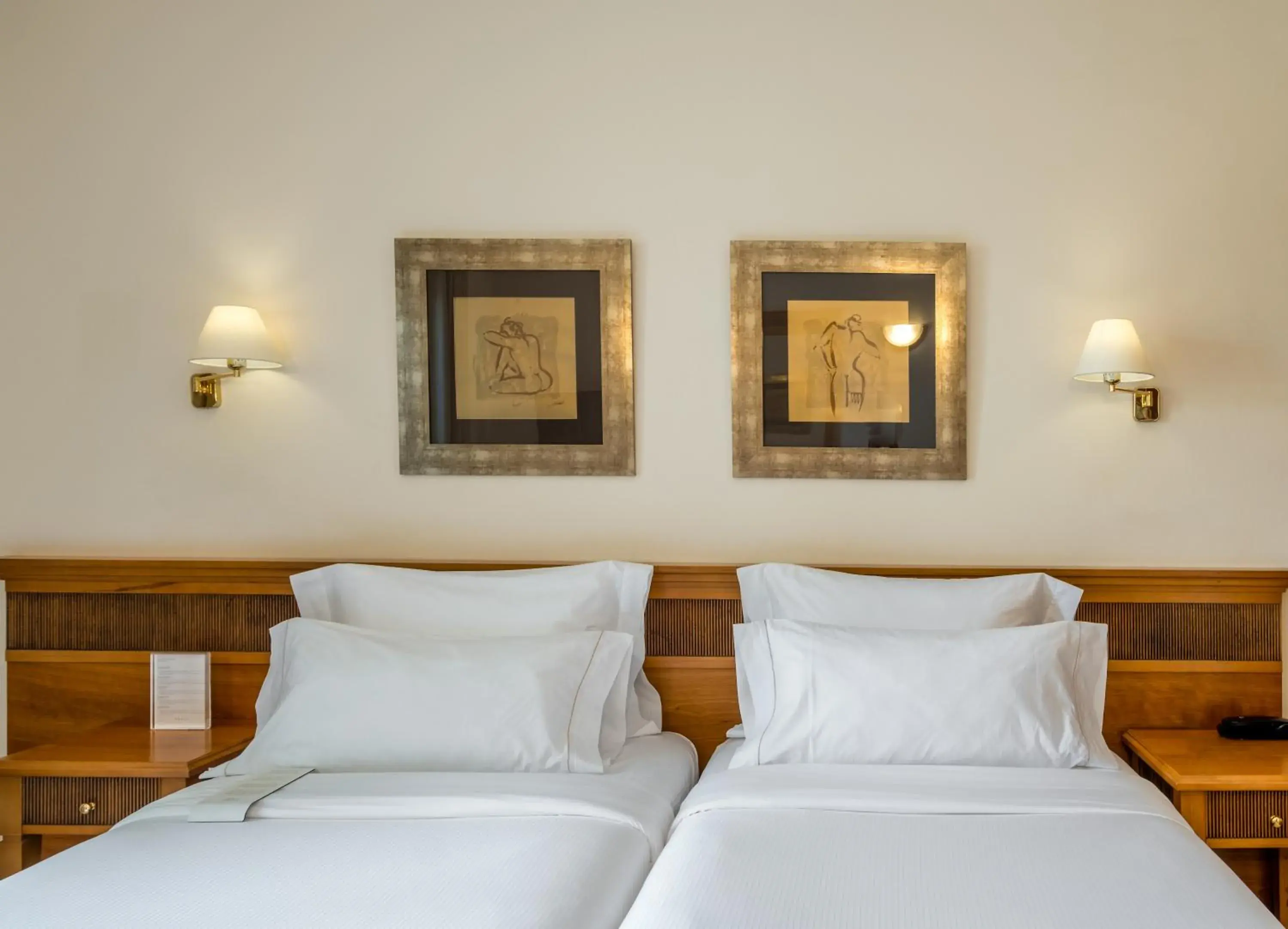 Economy Family Room in Hotel Montjoi by Brava Hoteles Economy Family Room in Hotel Montjoi by Brava Hoteles