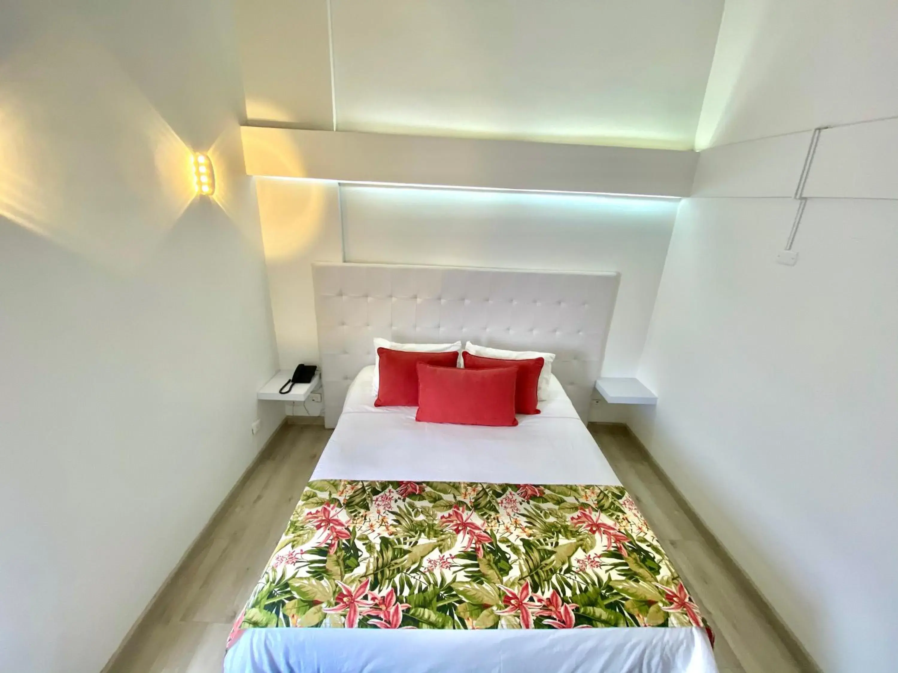 Standard Double Room in Hotel El Mirador del Cocora Standard Double Room in Hotel El Mirador del Cocora