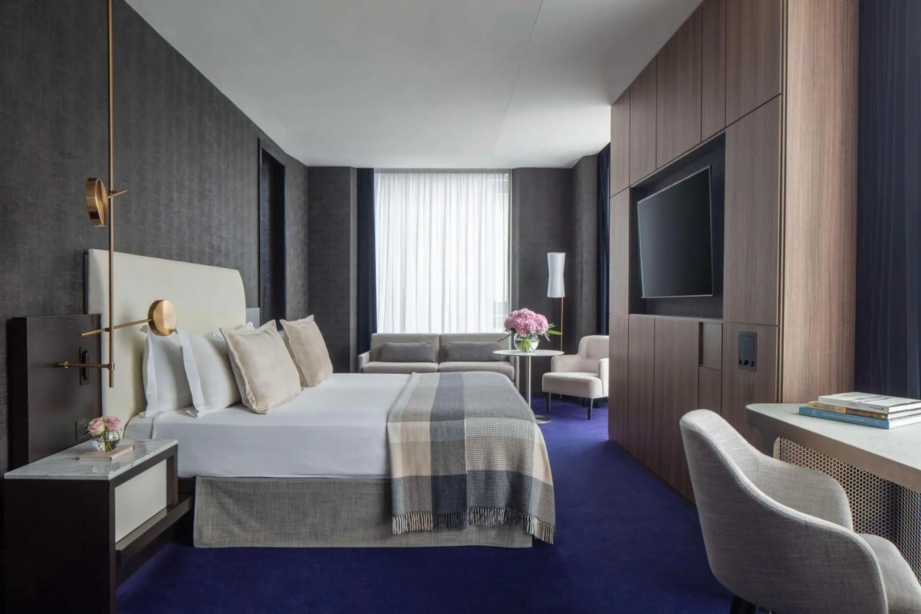 Junior Corner Suite with Extra Bed (3 Adults + 1 Child) in Anantara The Marker Dublin- A Leading Hotel of the World Junior Corner Suite with Extra Bed (3 Adults + 1 Child) in Anantara The Marker Dublin- A Leading Hotel of the World