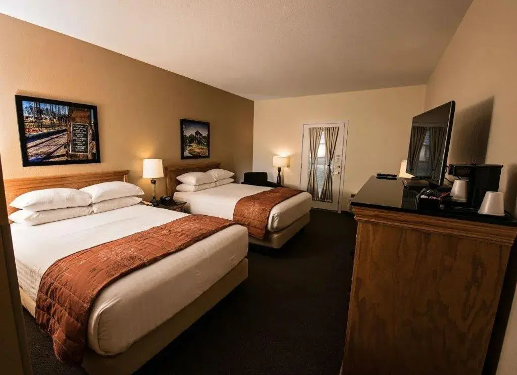 Queen Room with Two Queen Beds and Private Terrace - City View in Marv Herzog Hotel Queen Room with Two Queen Beds and Private Terrace - City View in Marv Herzog Hotel