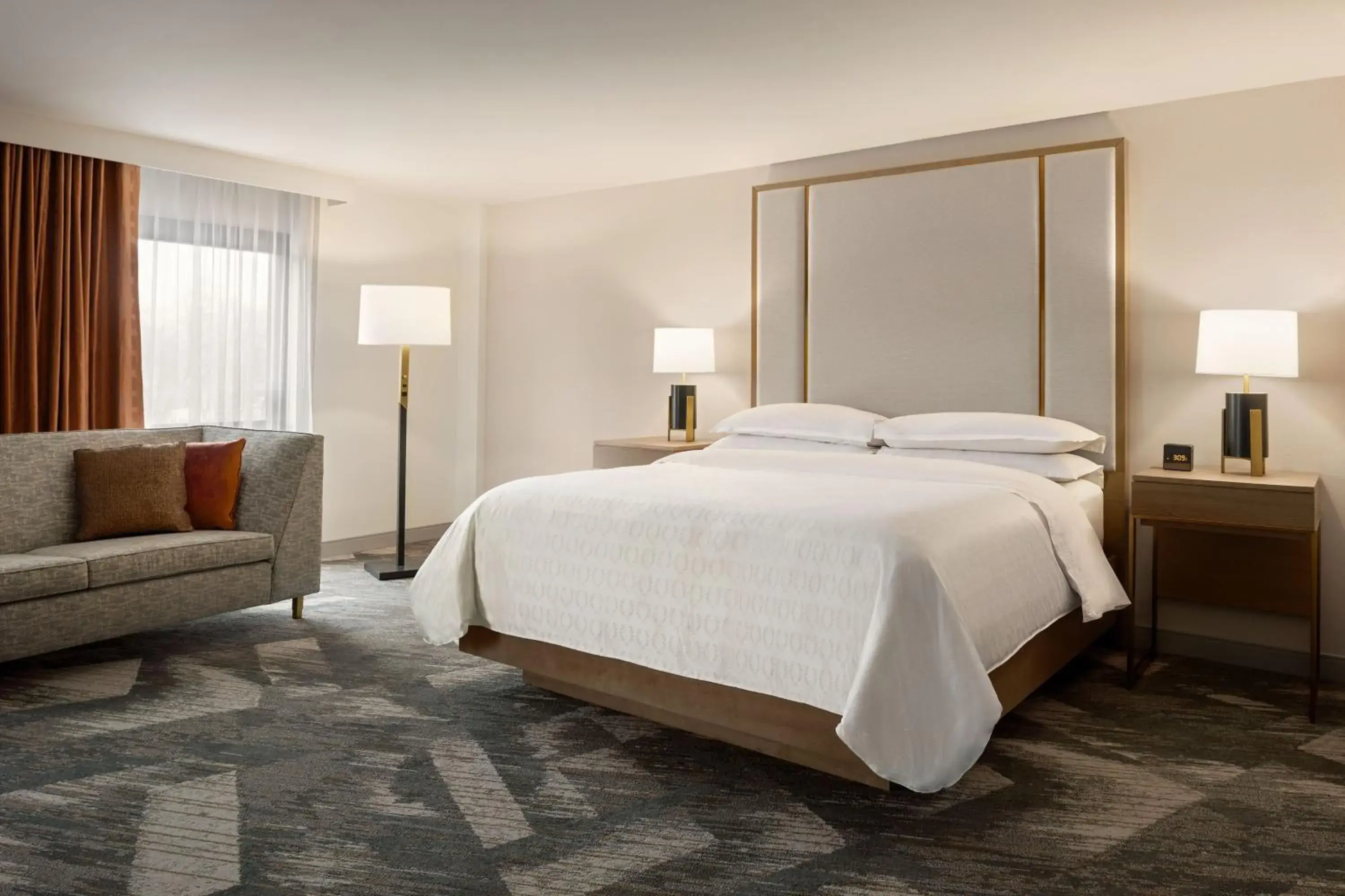 Larger Guest room, 1 King, Sofa bed in Sheraton Madison Hotel Larger Guest room, 1 King, Sofa bed in Sheraton Madison Hotel