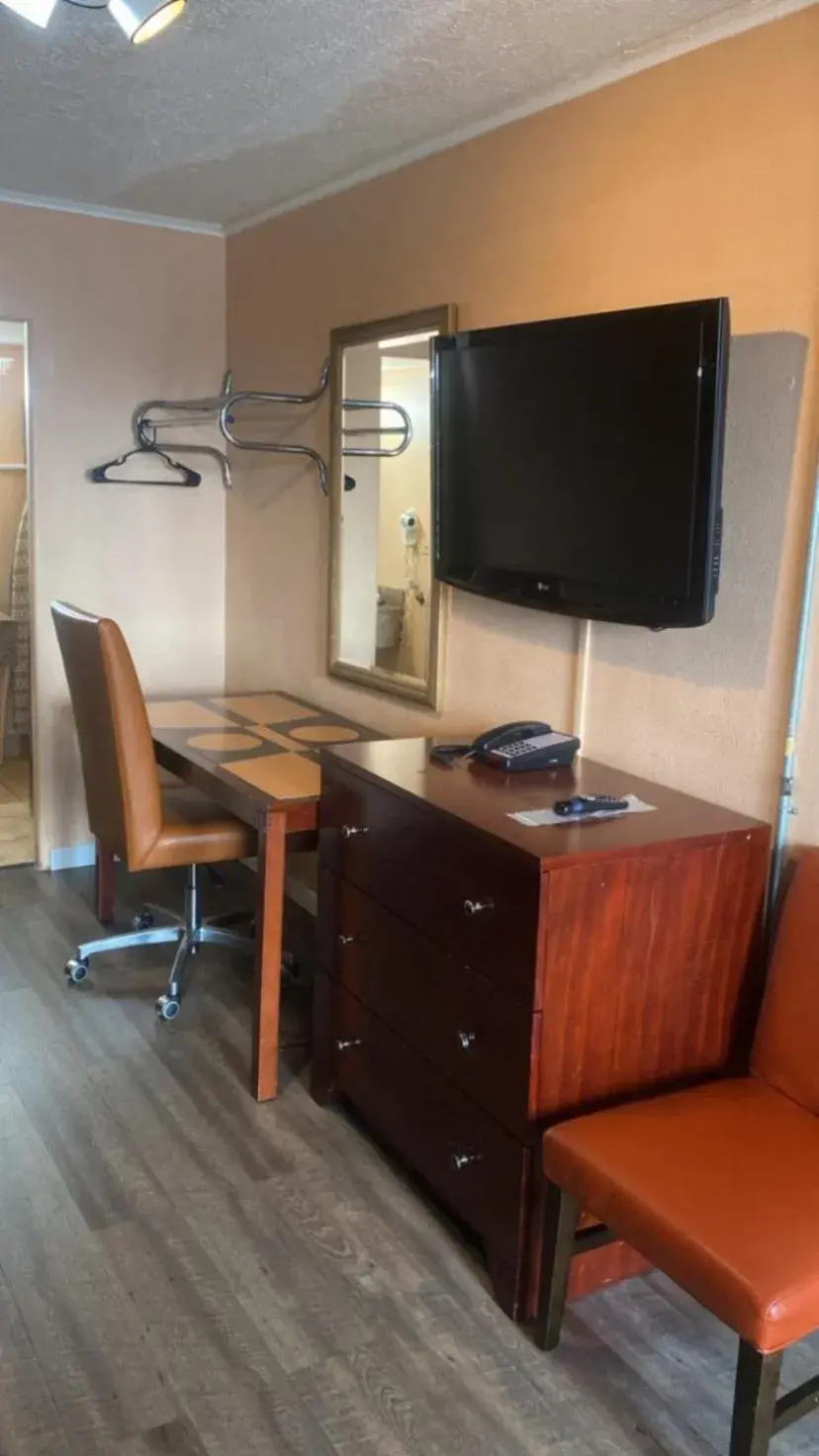 Standard Double Room - Non-Smoking in Travel Inn Standard Double Room - Non-Smoking in Travel Inn