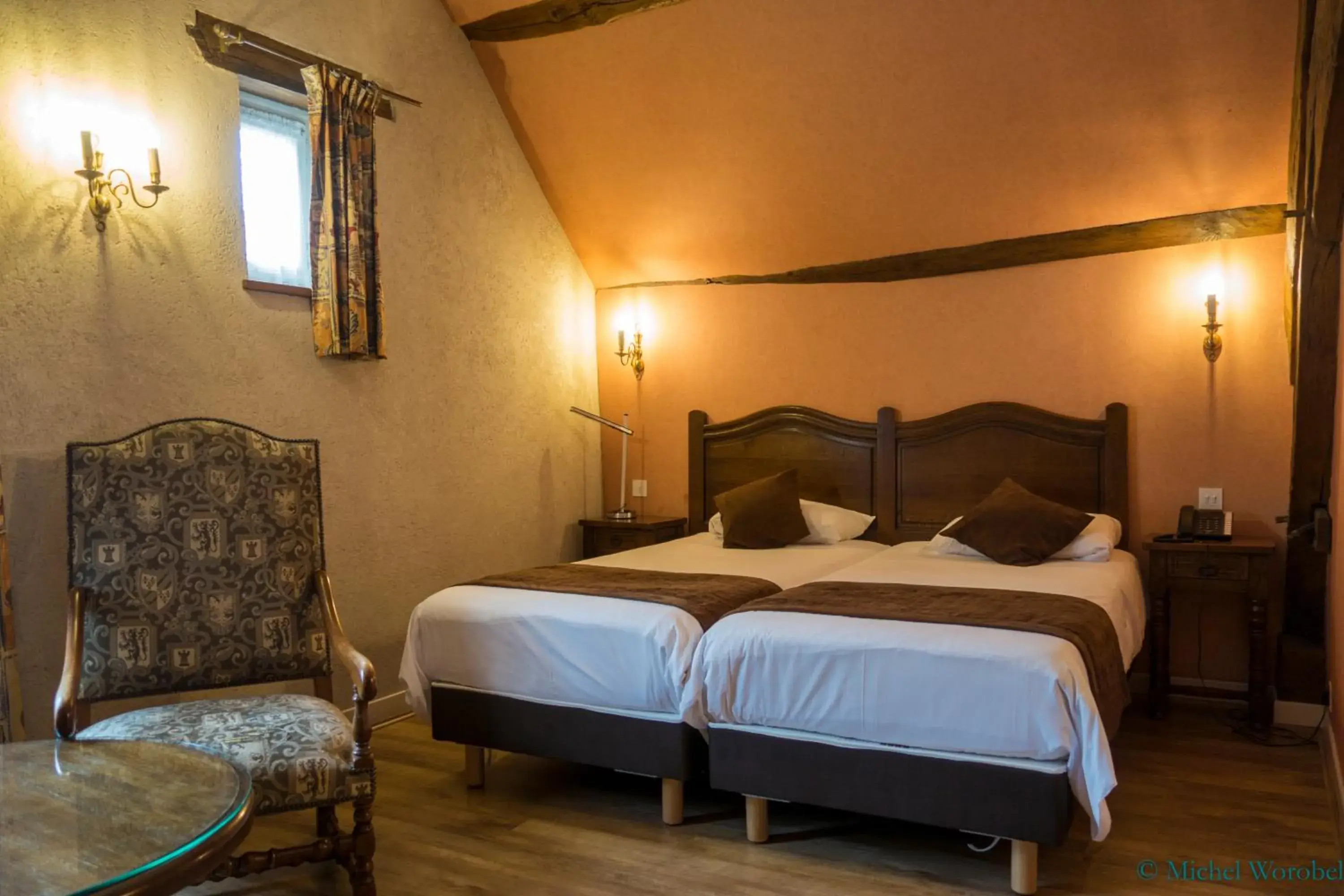 Superior Double or Twin Room in LOGIS HOTEL - Le Relais Saint Vincent Superior Double or Twin Room in LOGIS HOTEL - Le Relais Saint Vincent