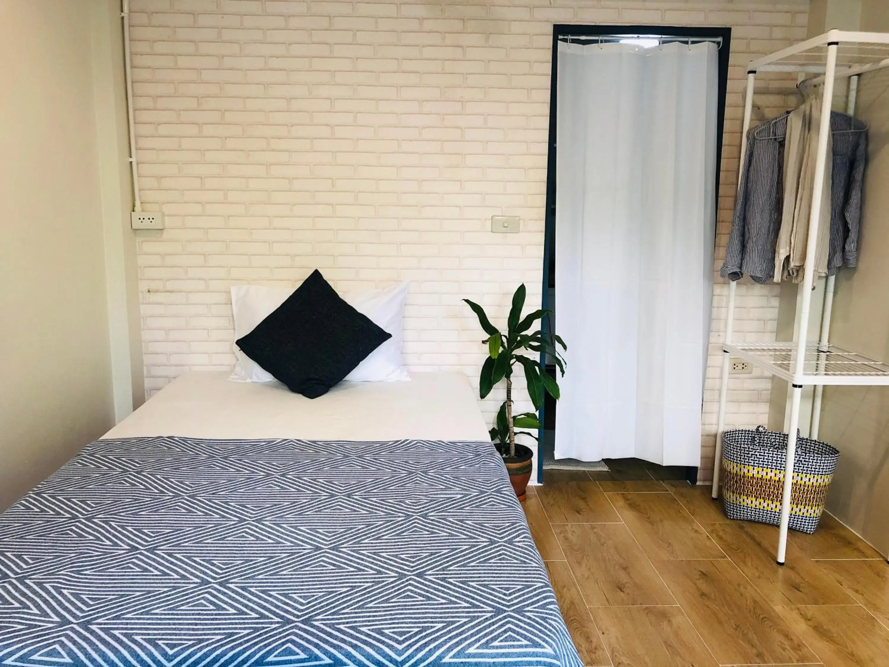 Number 4 Old Town Number 4 Old Town