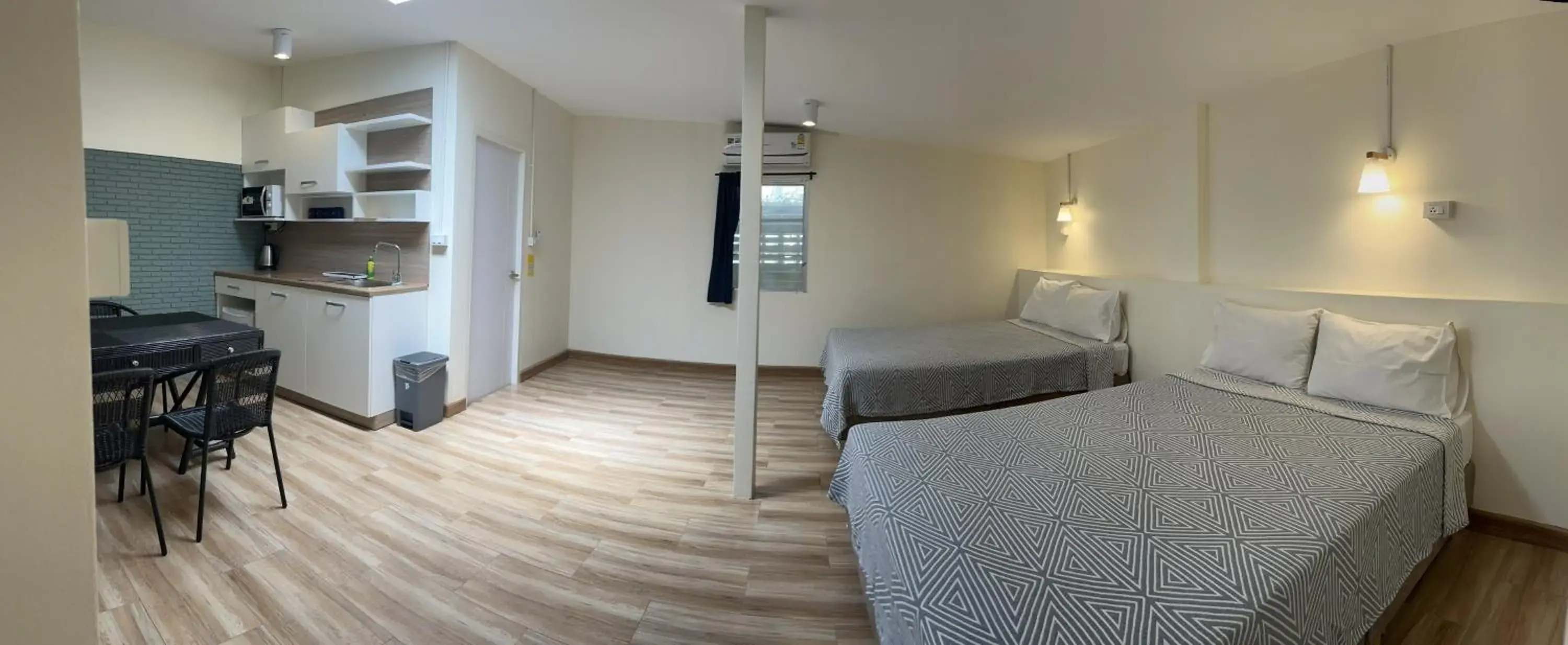 Family Room in Number 4 Old Town Family Room in Number 4 Old Town