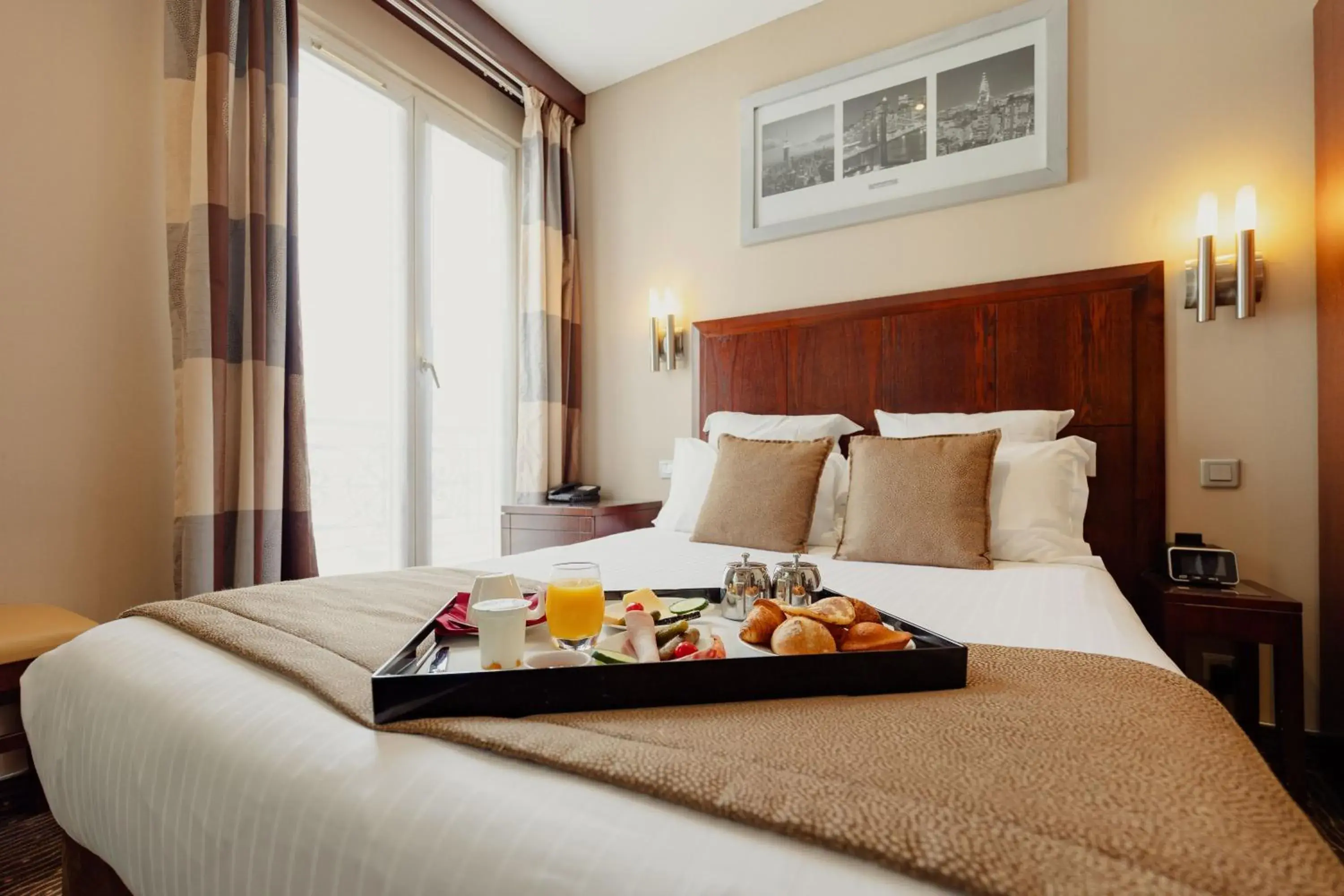 Standard Double Room in Grand Hotel Francais Standard Double Room in Grand Hotel Francais