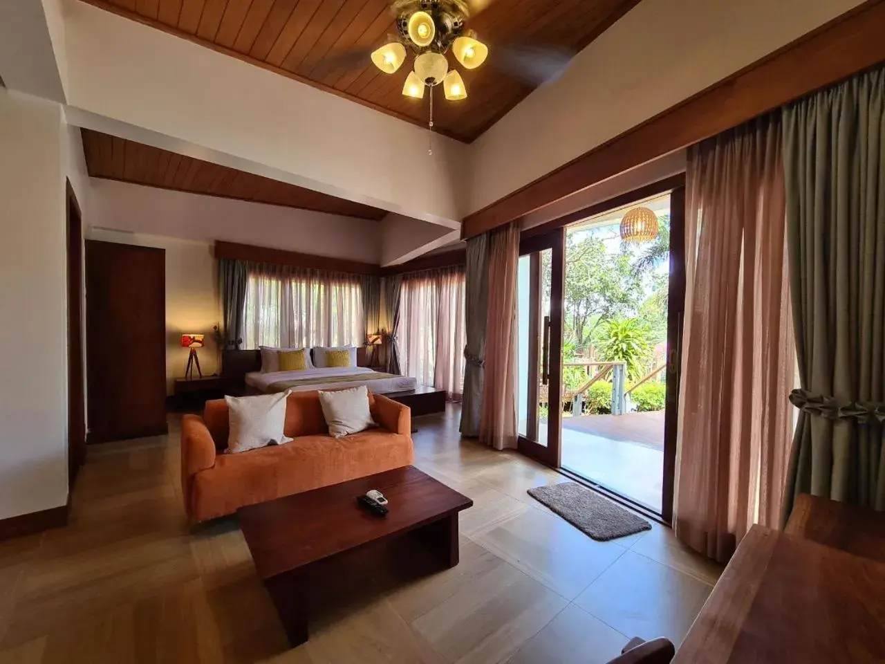 Deluxe Villa in Mayura Hill Resort Deluxe Villa in Mayura Hill Resort