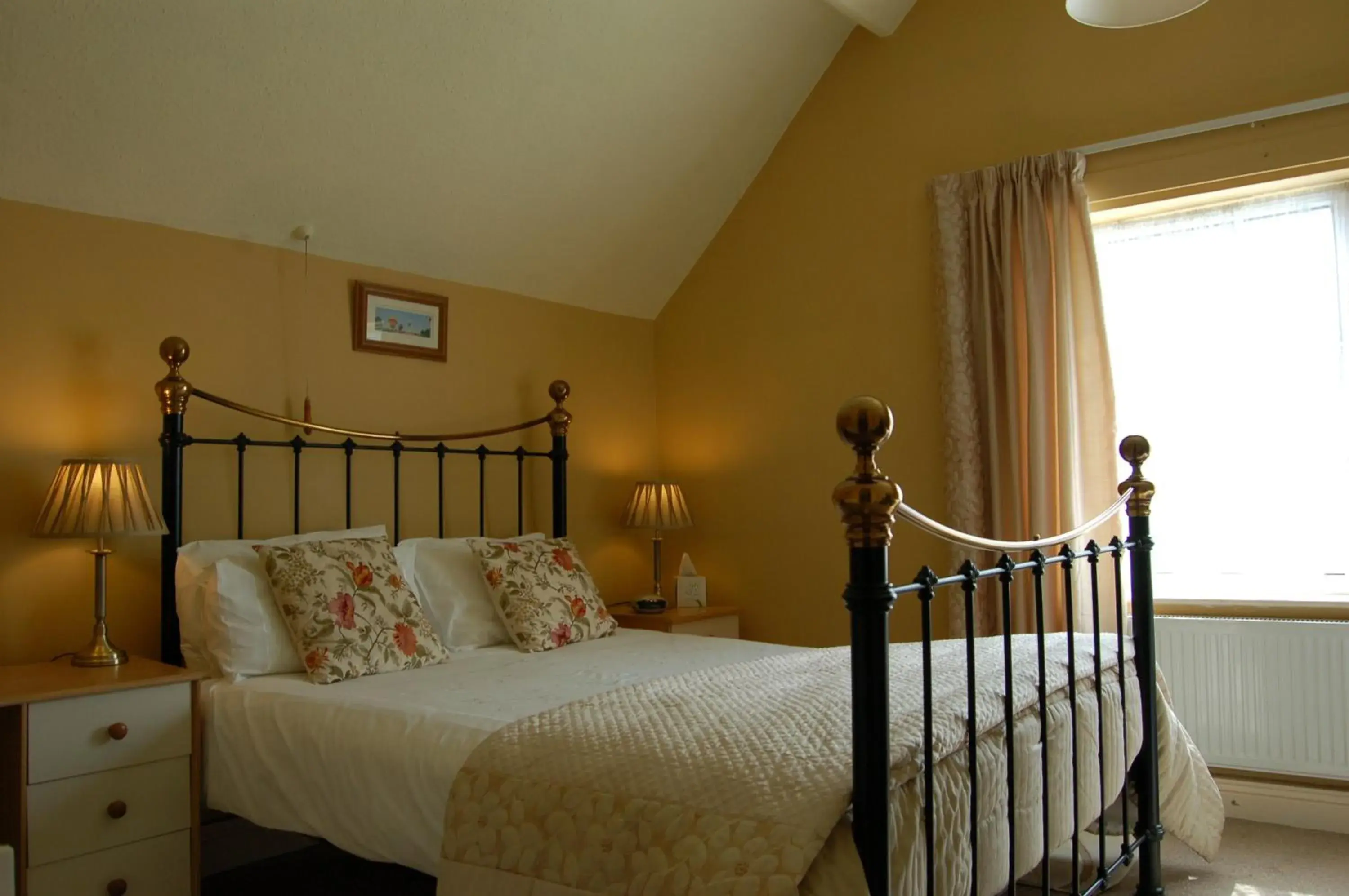 Superior Double Room in Compton House Superior Double Room in Compton House