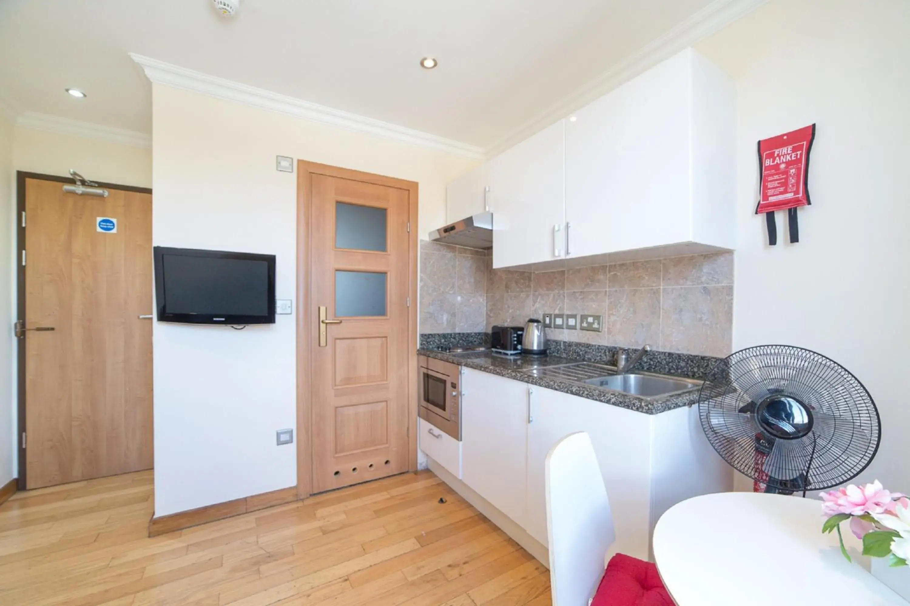 One-Bedroom Apartment in New Kent Apartments One-Bedroom Apartment in New Kent Apartments