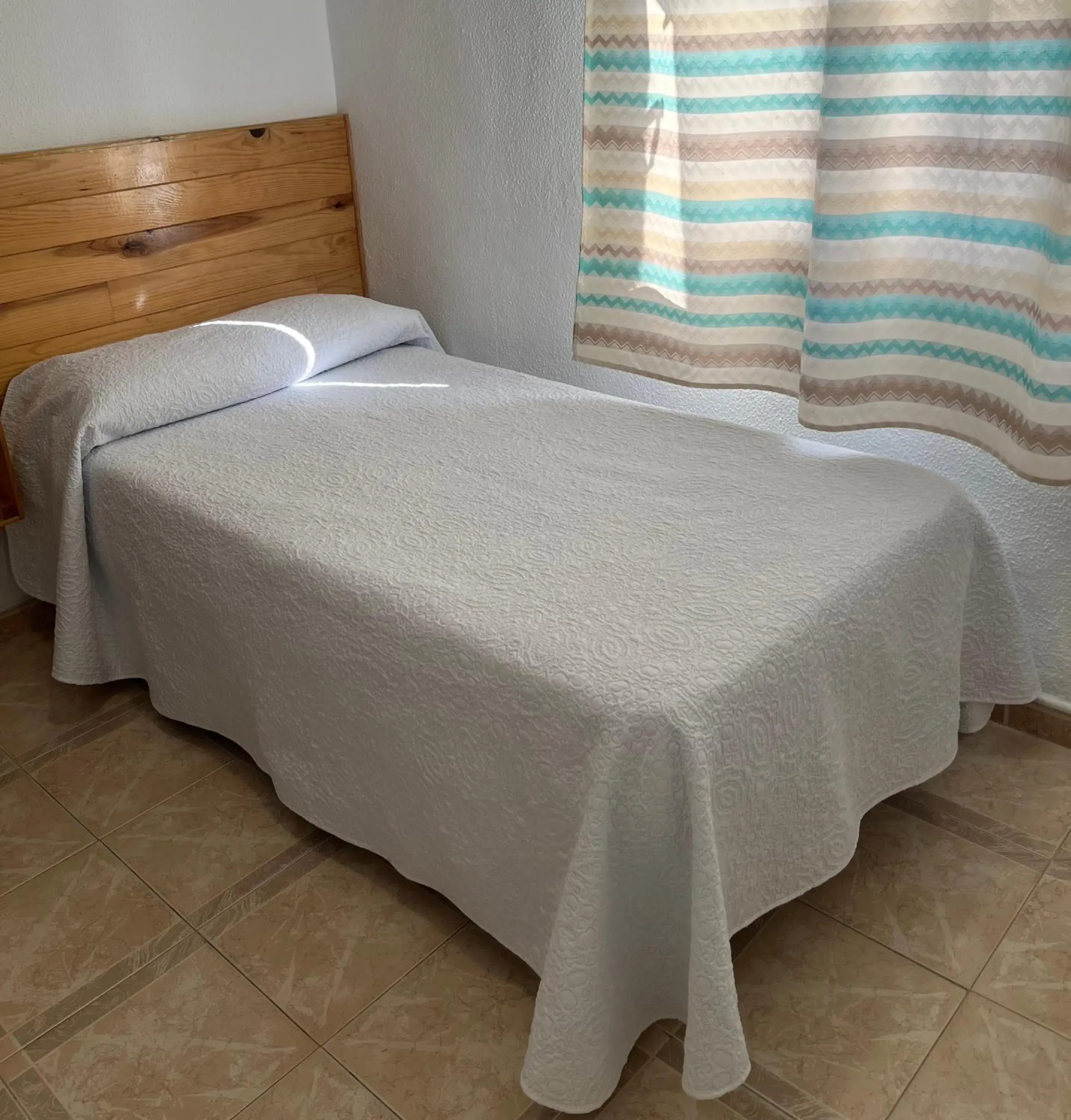 Single Room in Hostal Barbate Single Room in Hostal Barbate