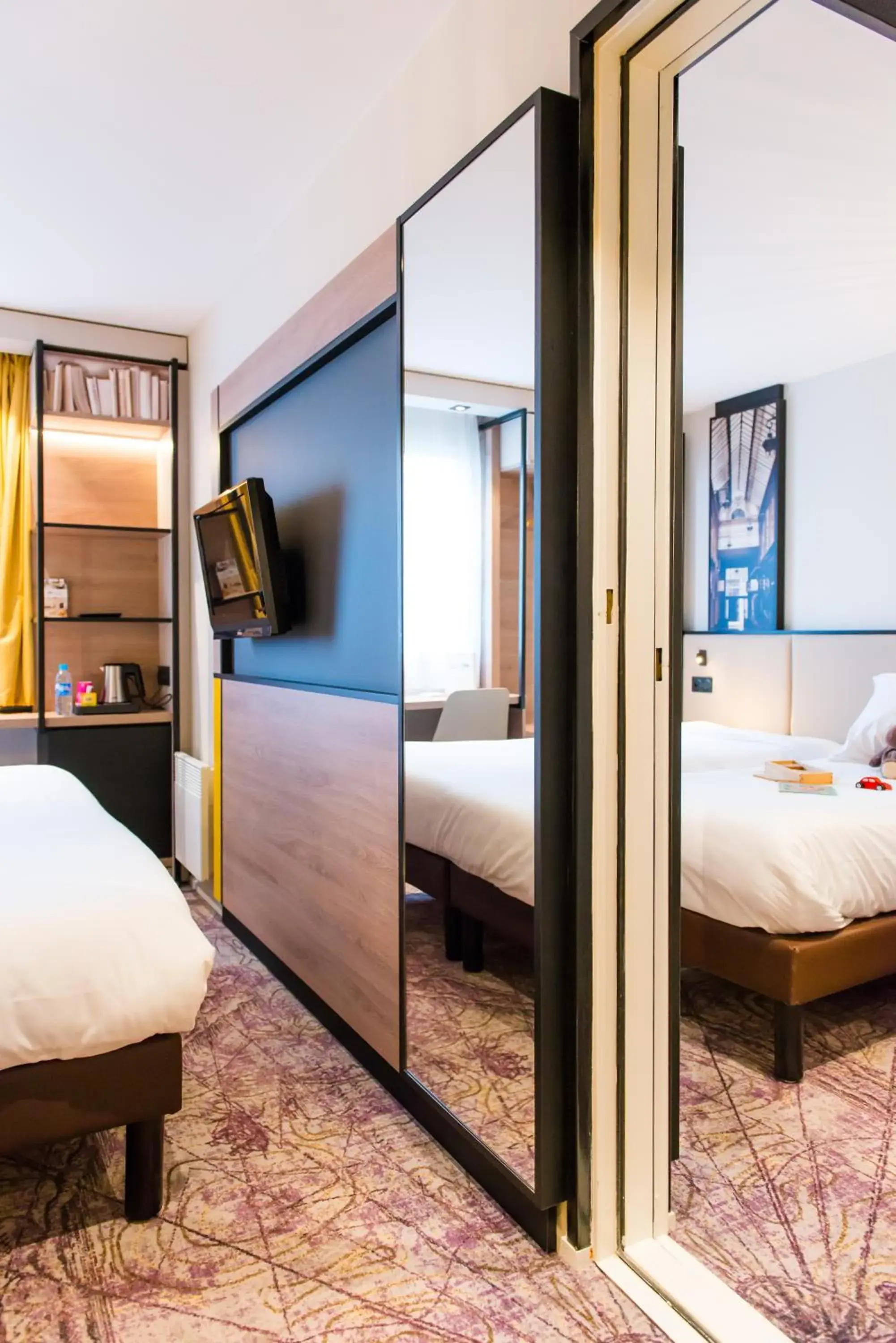 Two Connecting Rooms in Brit Hotel Brest Le Relecq Kerhuon Two Connecting Rooms in Brit Hotel Brest Le Relecq Kerhuon