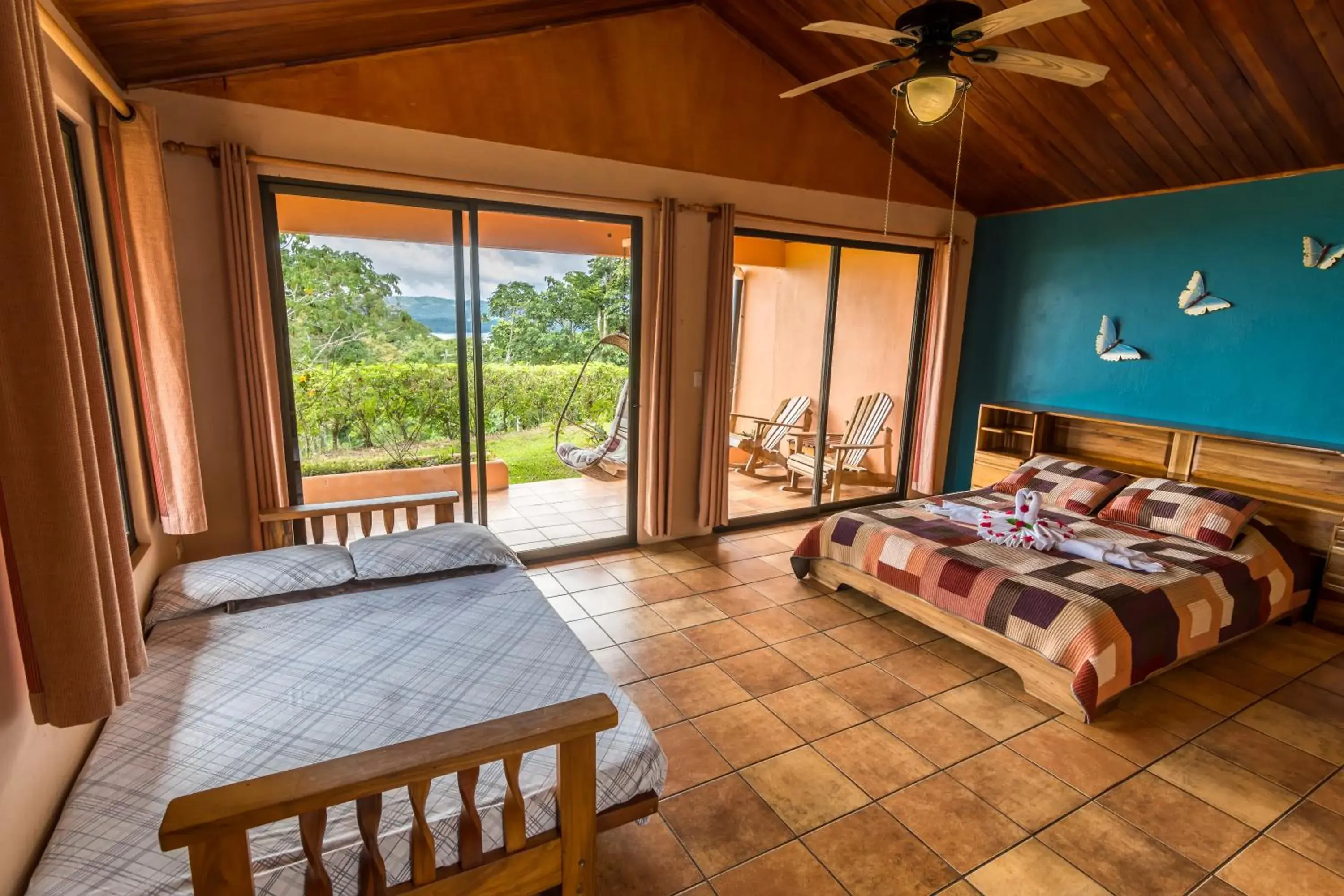 Standard Triple Room in Hotel Nepenthe B&B Standard Triple Room in Hotel Nepenthe B&B